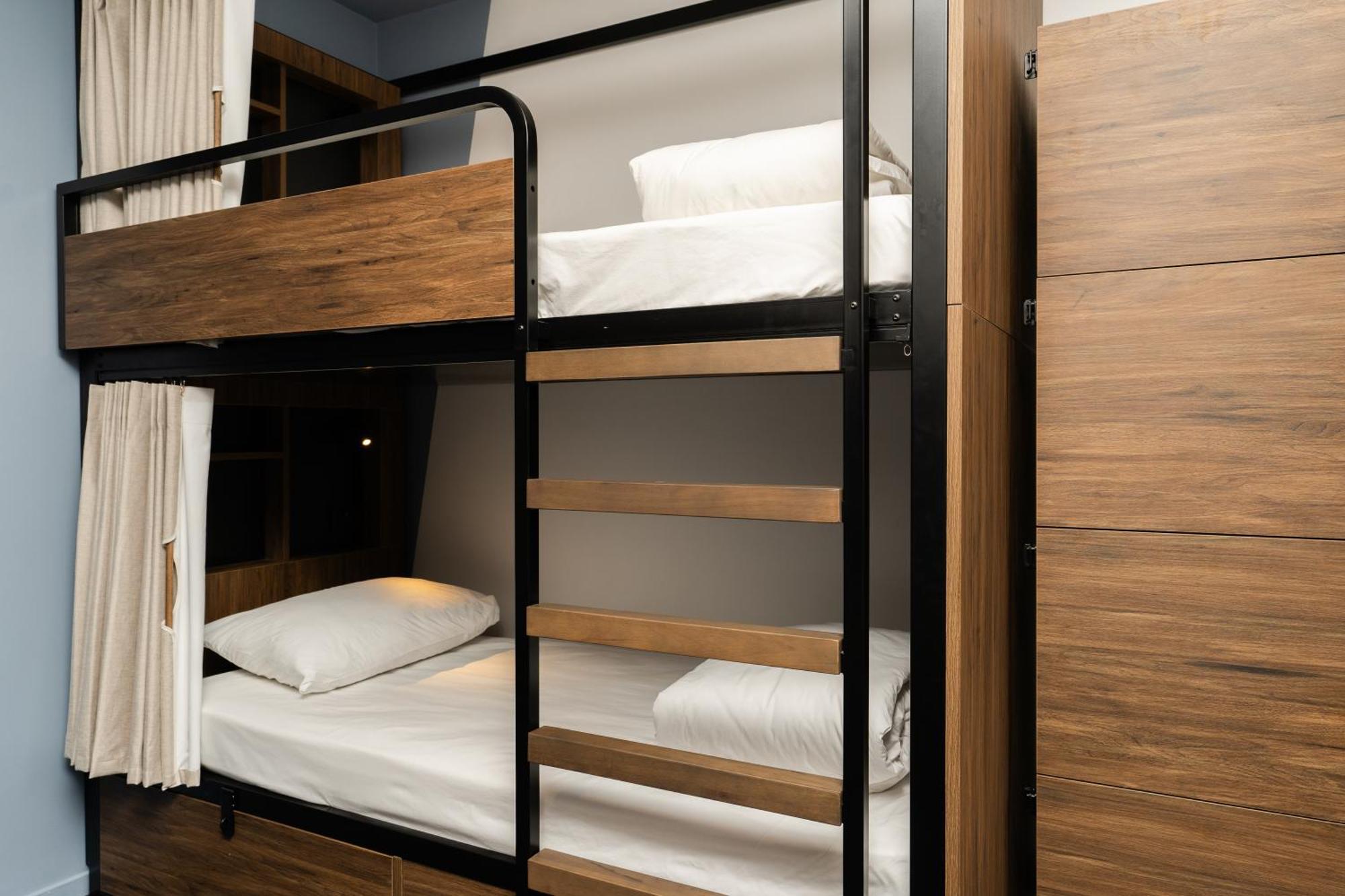 Haka House Hostel *