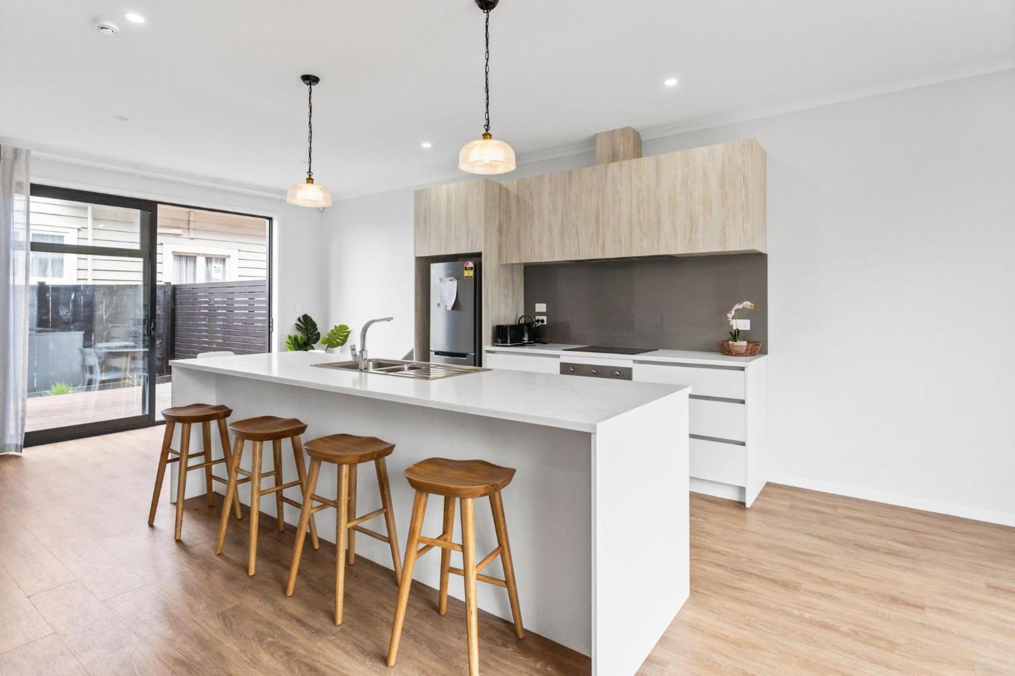 #4 * Auckland