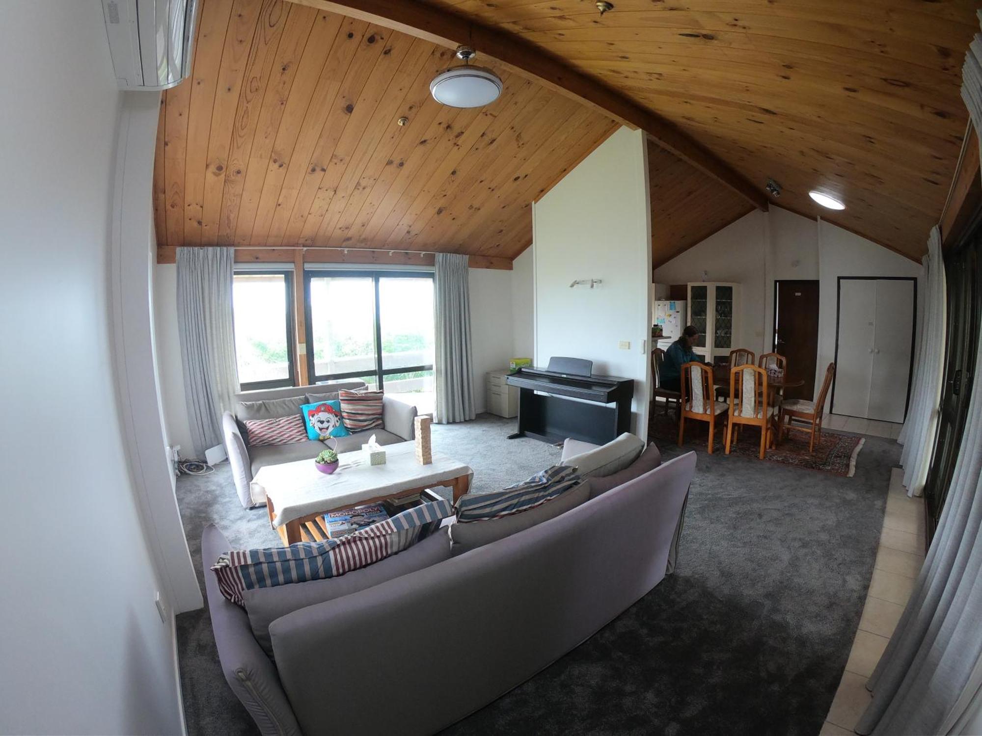 Sea&skytower View With Free Netflix, Parking *