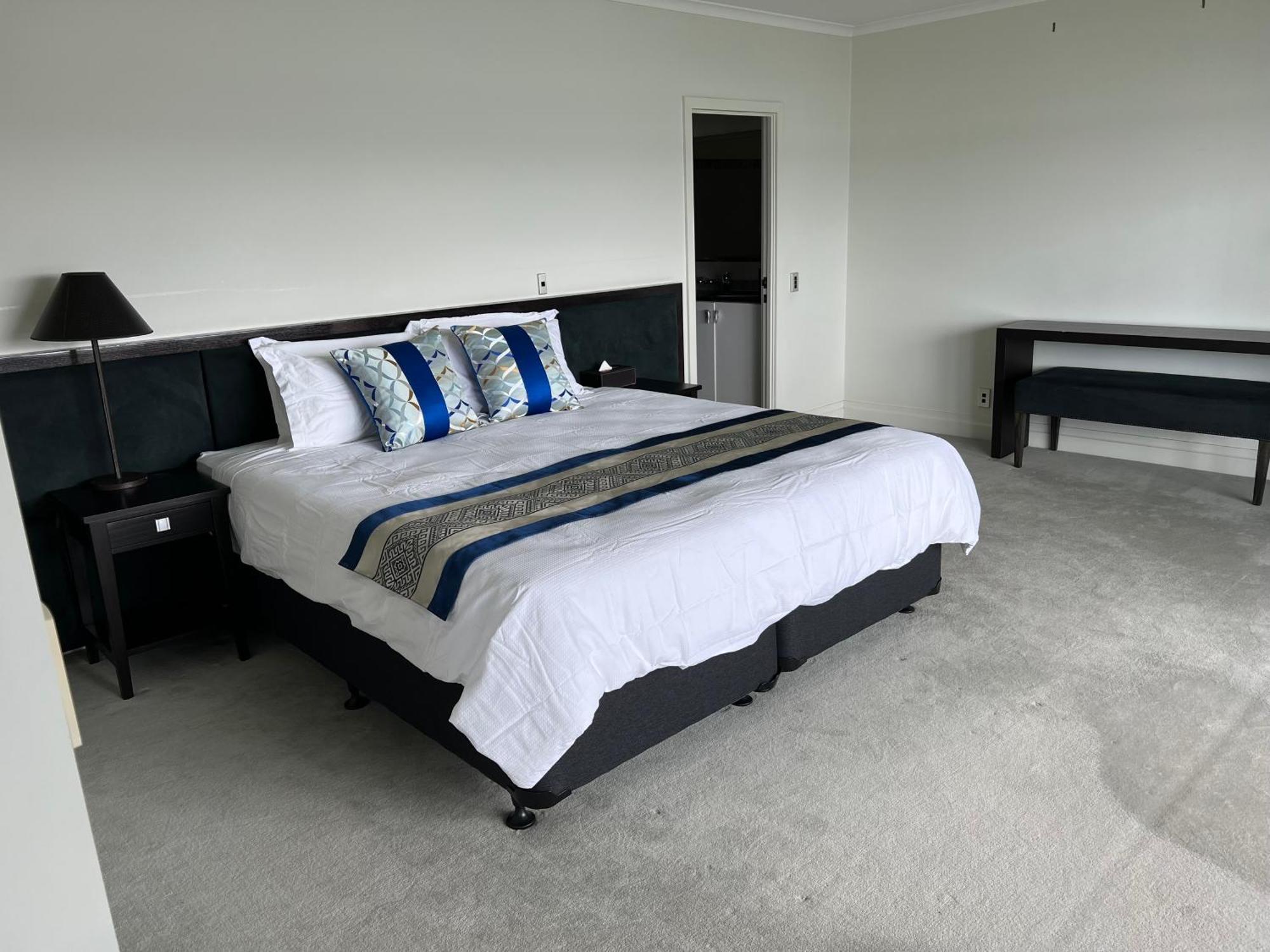 Apartamento Waterfront Seaview - Same Building Block As Hilton