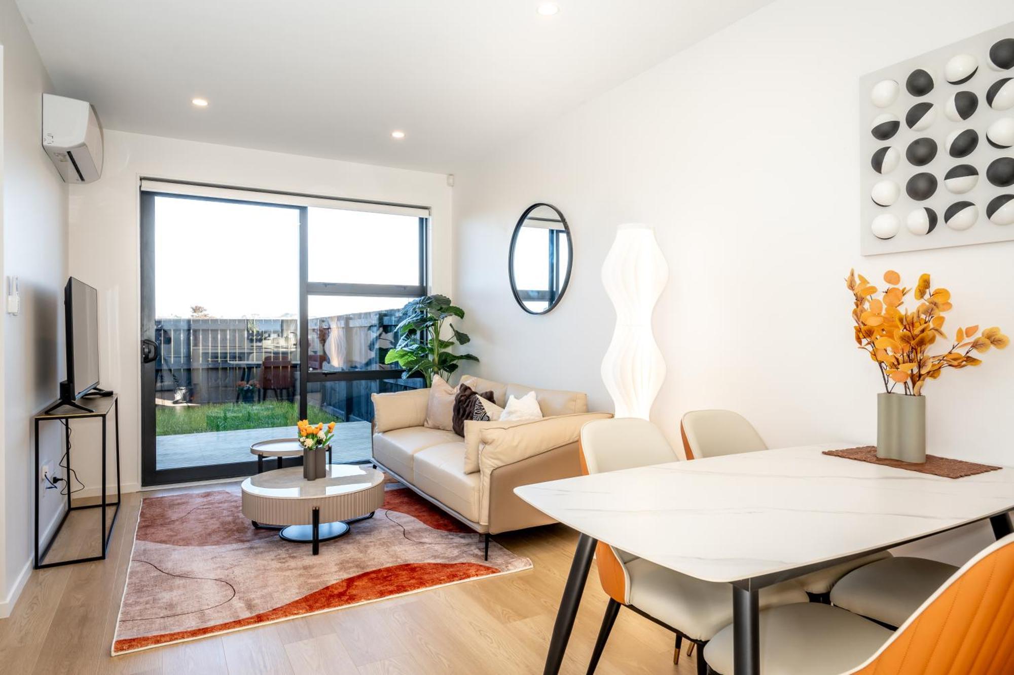 Charming Urban Townhouse Getaway Holiday home *
