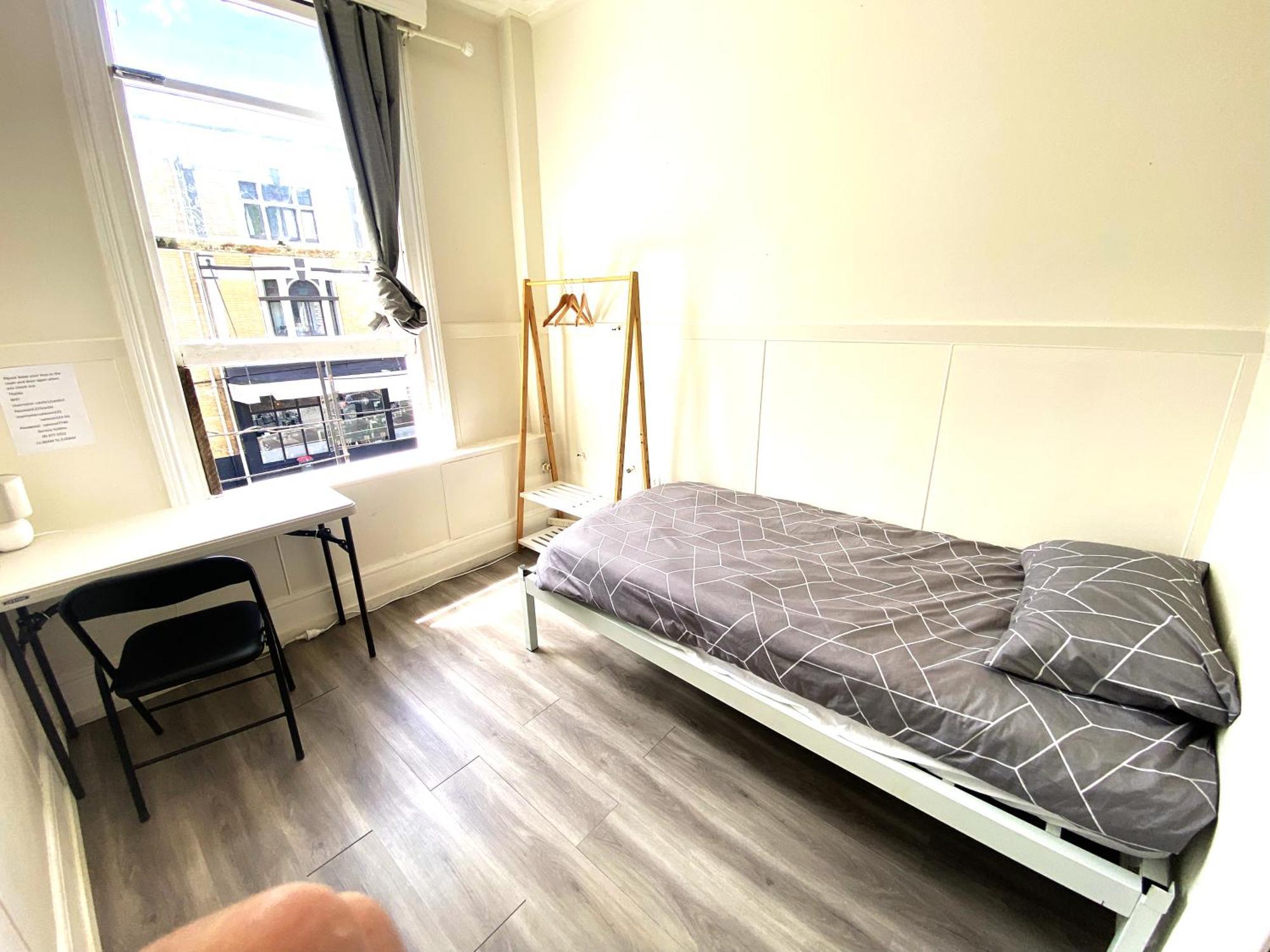 215 Edinburgh Castle Albergue