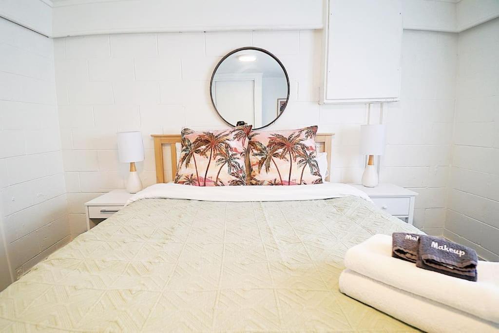 Spacious, Bright & With Amenities Auckland
