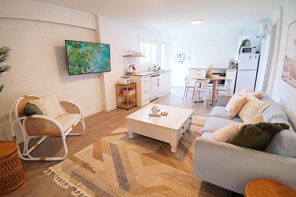 Spacious, Bright & With Amenities Holiday home *