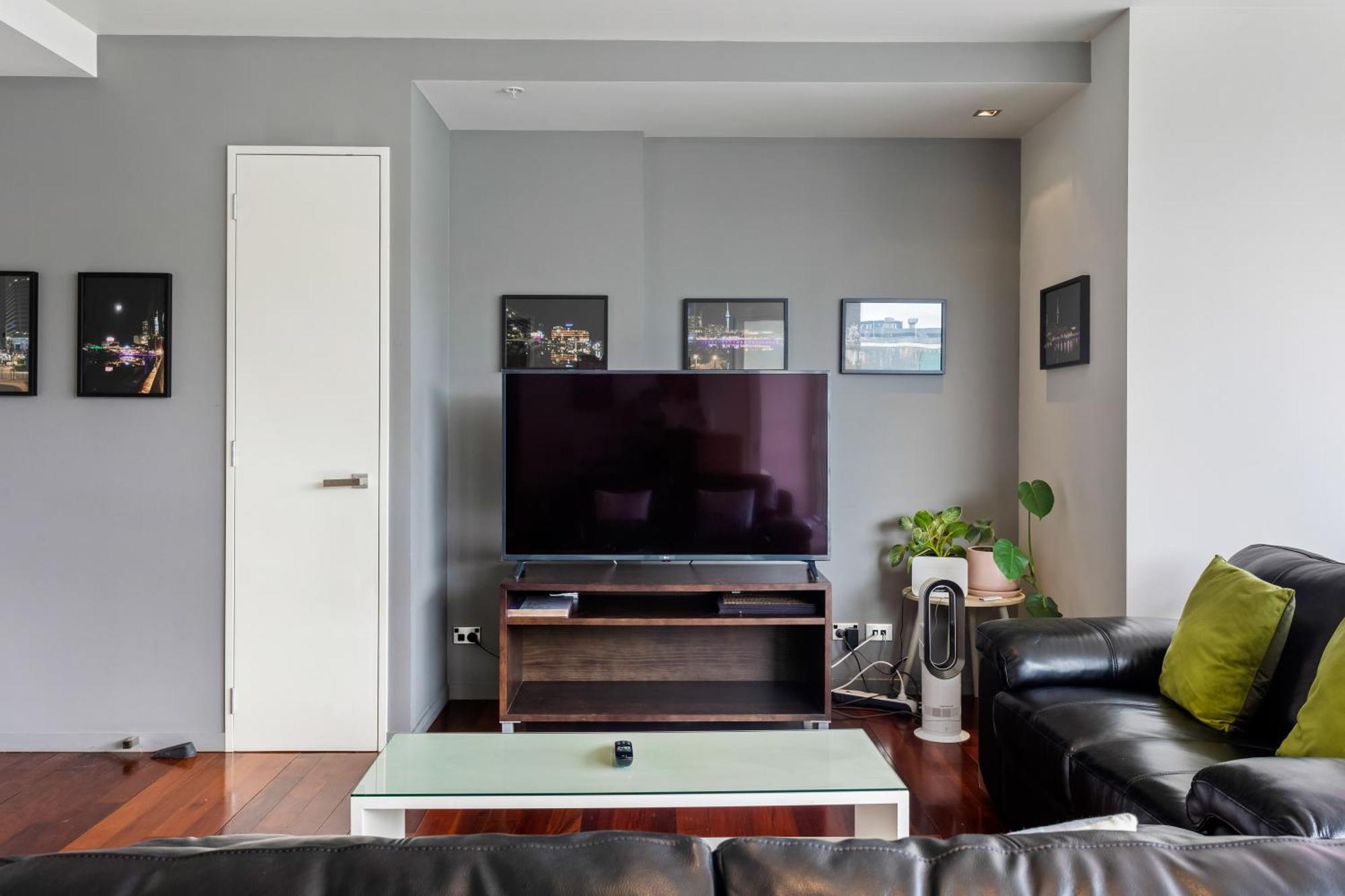 Marina Luxe Retreat W Carpark-pool-spa-gym-sauna Apartment *