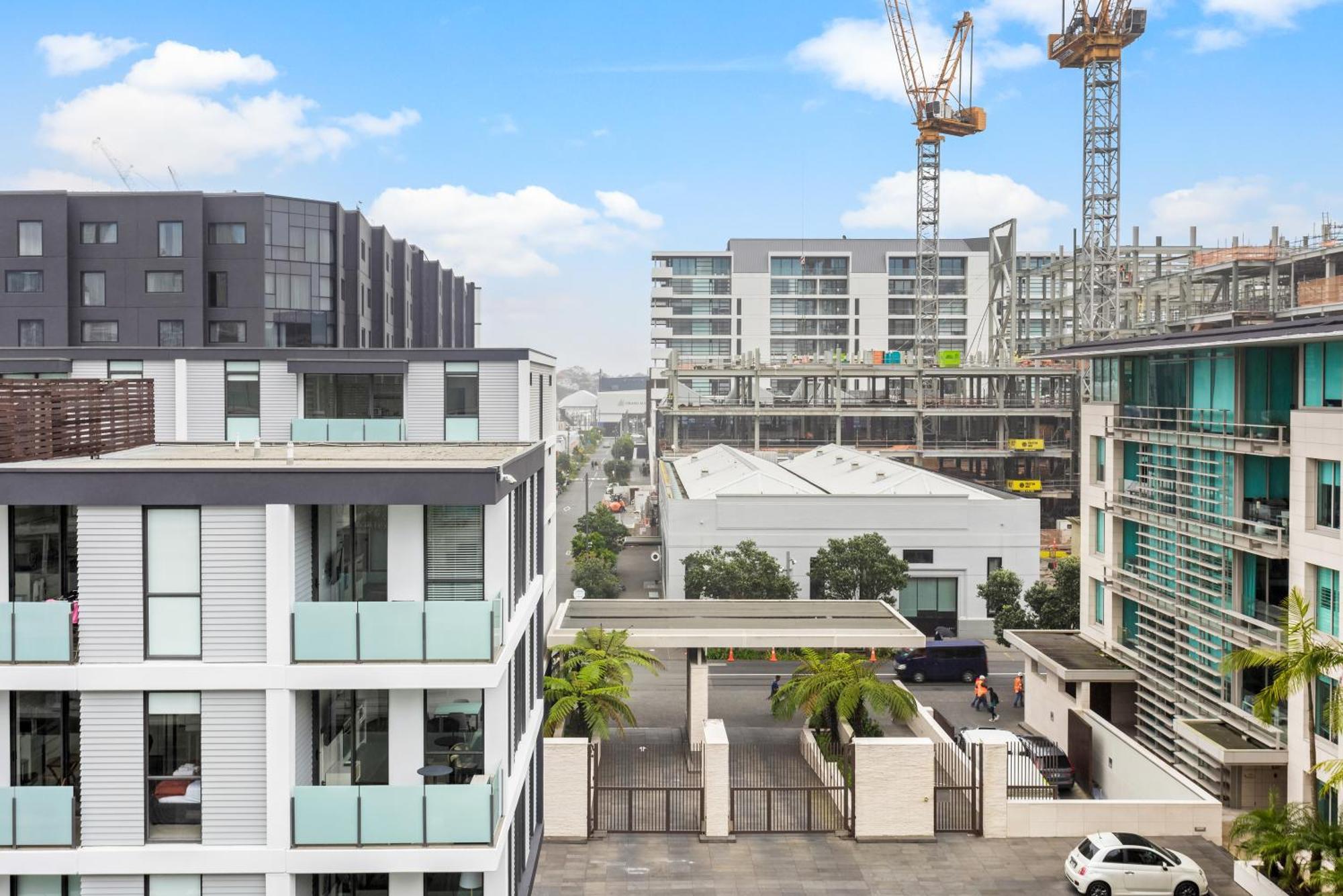 Apartment Marina Luxe Retreat W Carpark-pool-spa-gym-sauna