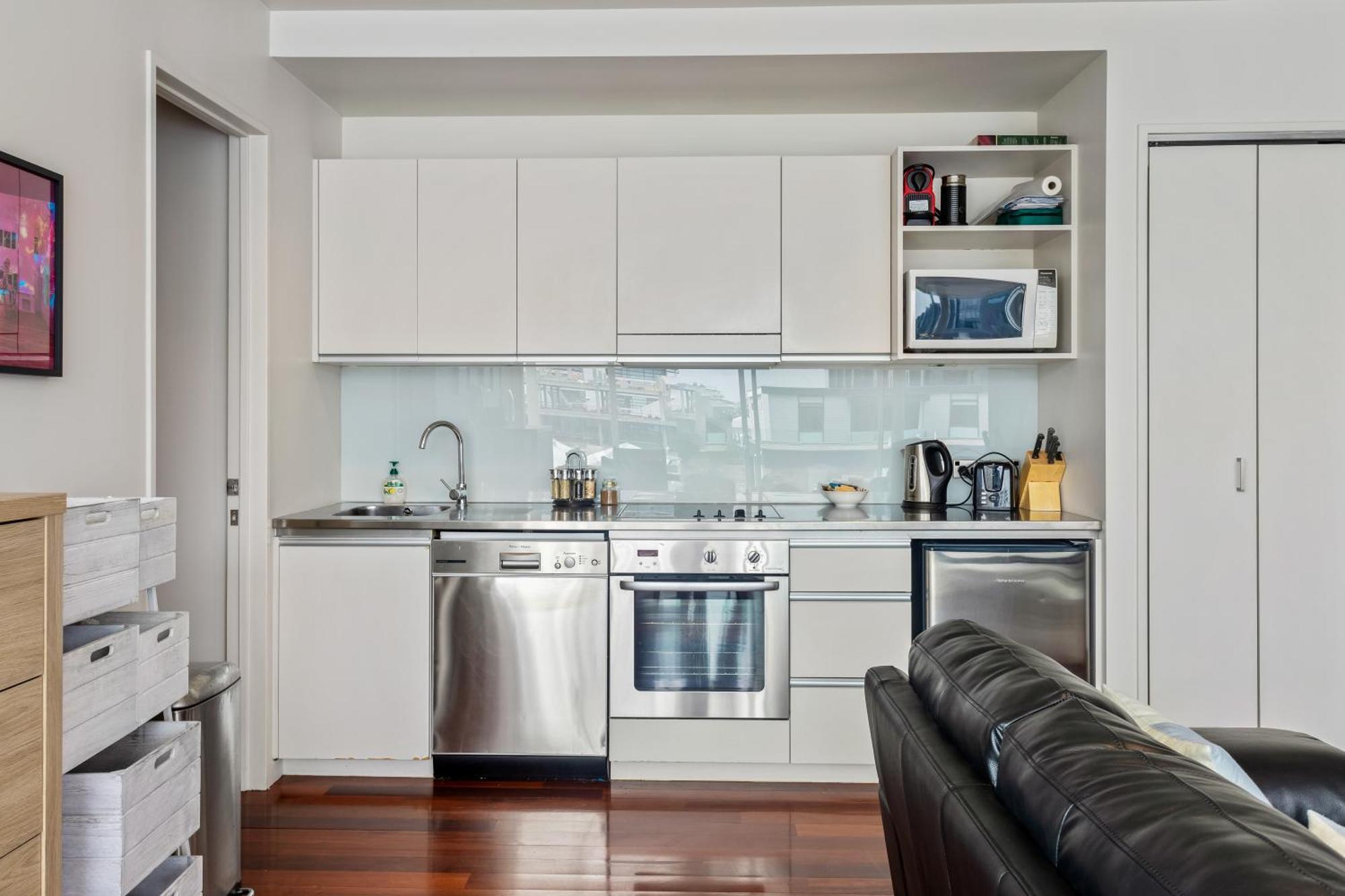 Apartment Marina Luxe Retreat W Carpark-pool-spa-gym-sauna
