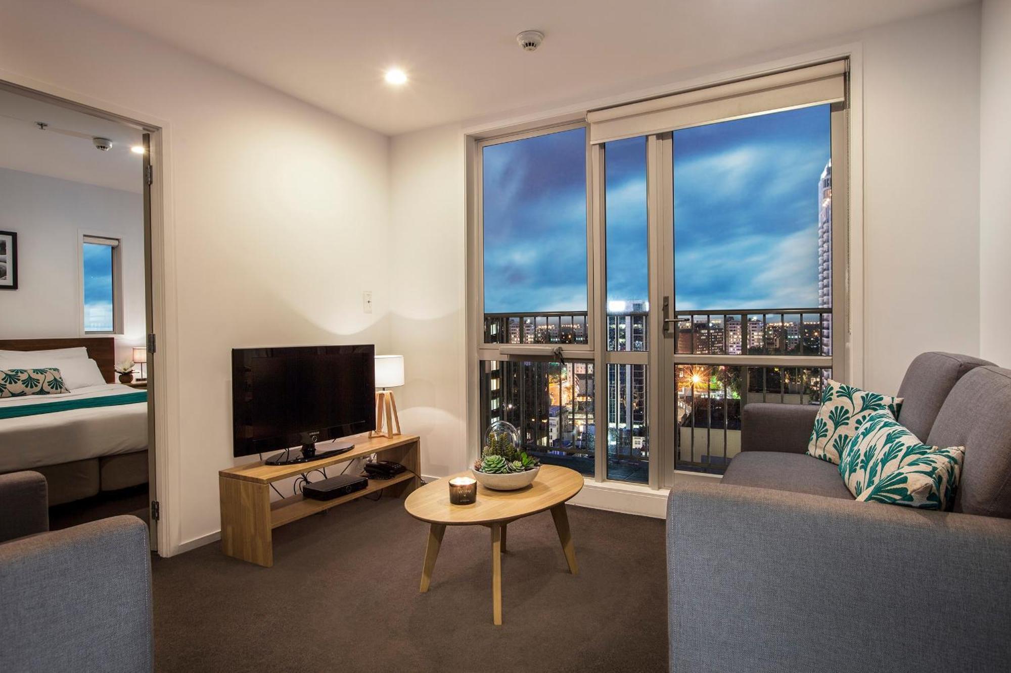 Barclay Aparthotel 4*