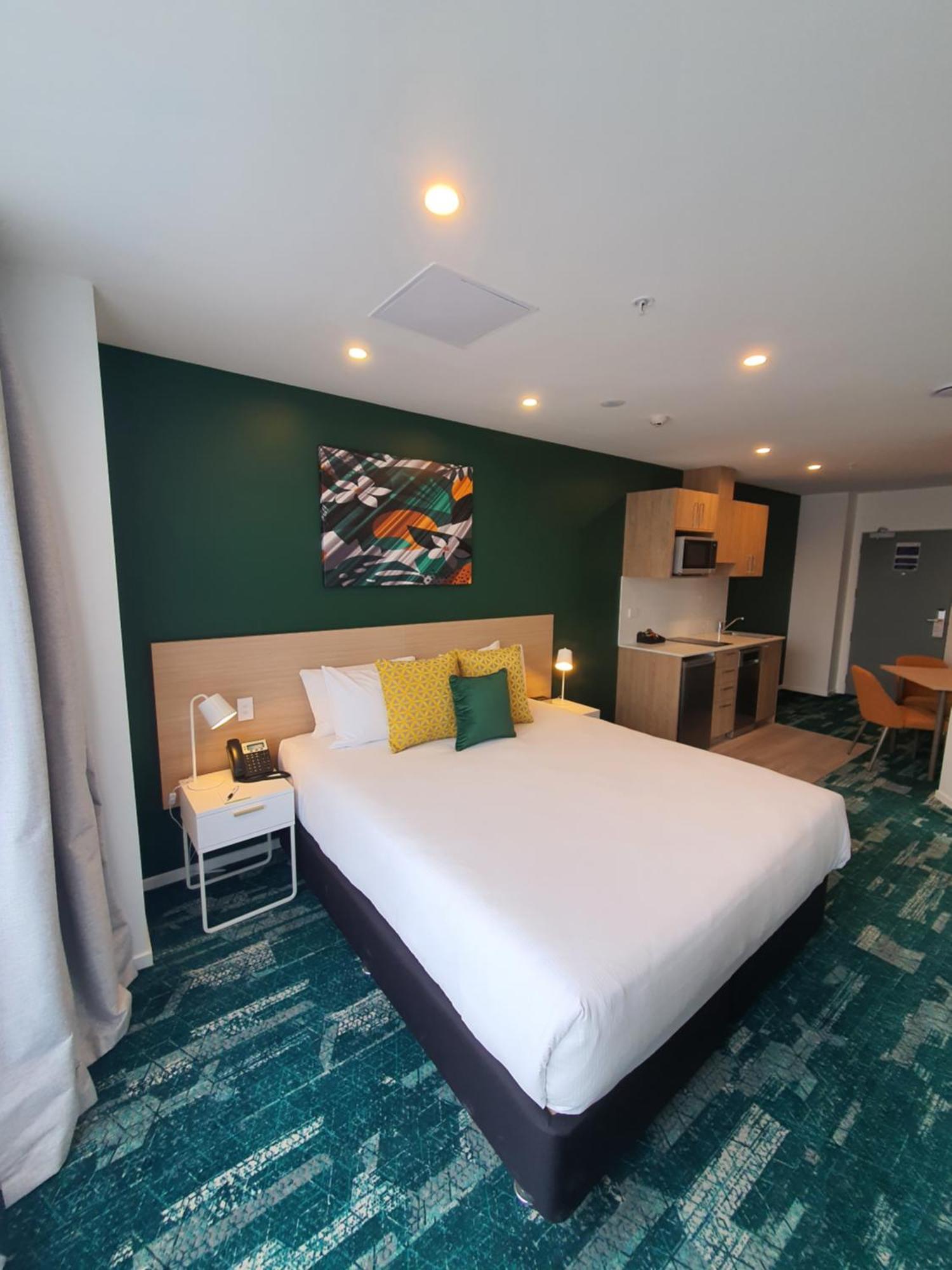 La Quinta By Wyndham Ellerslie Hotel