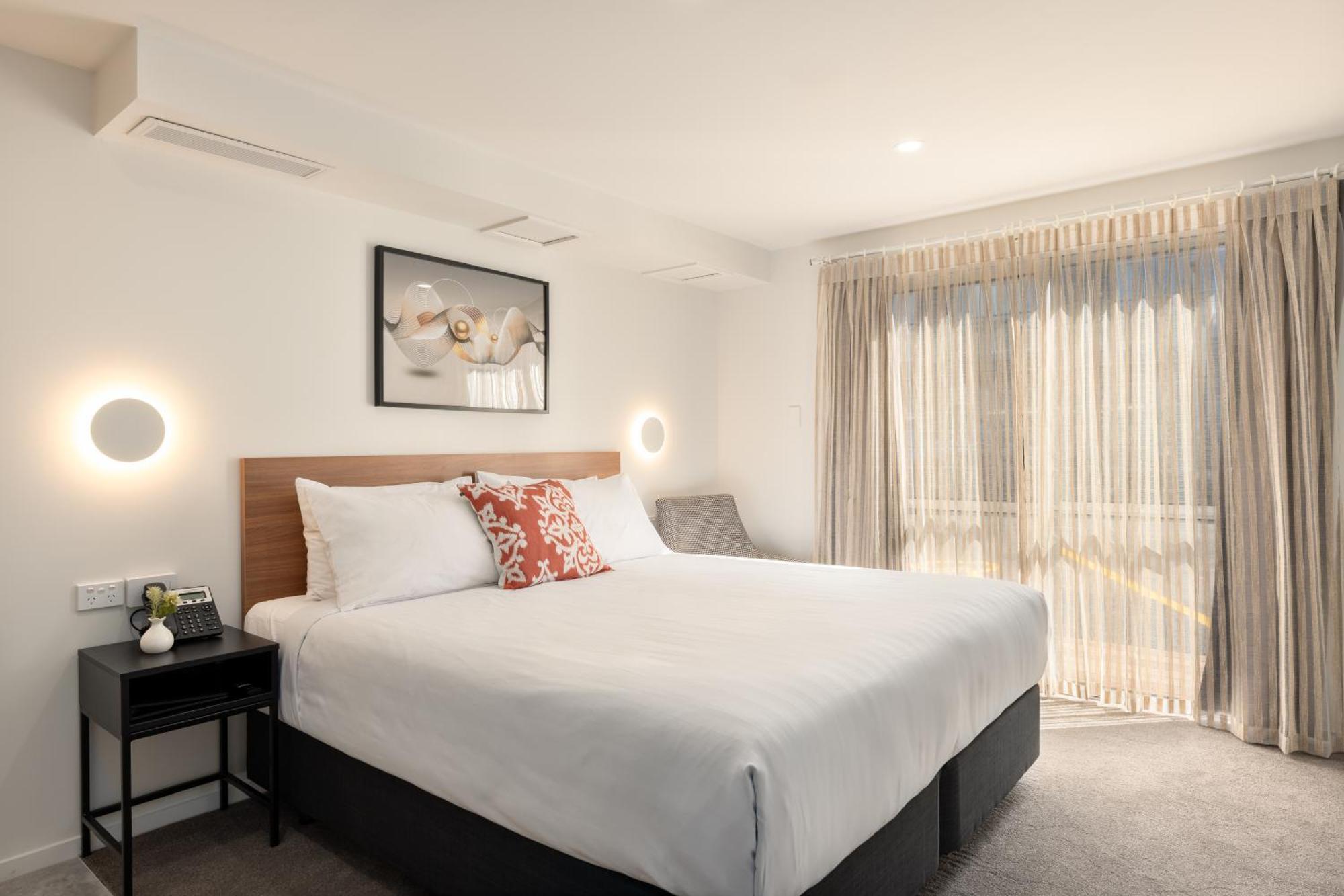 Motel Western Newmarket & 4*