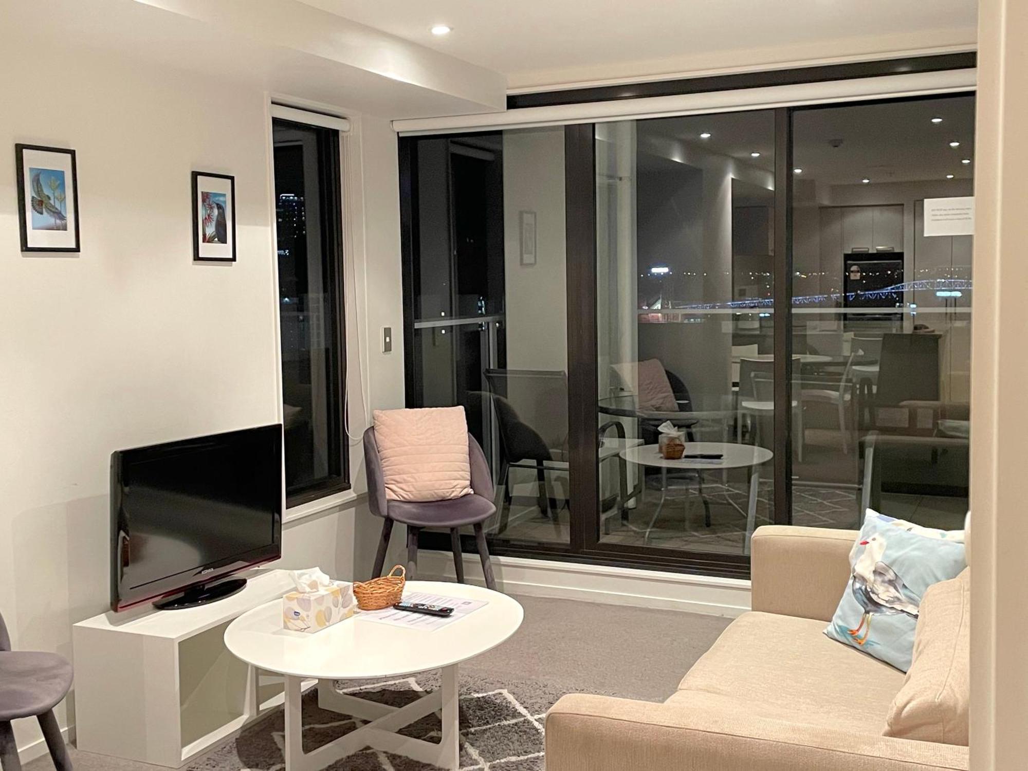 With Brilliant Views In Cbd *