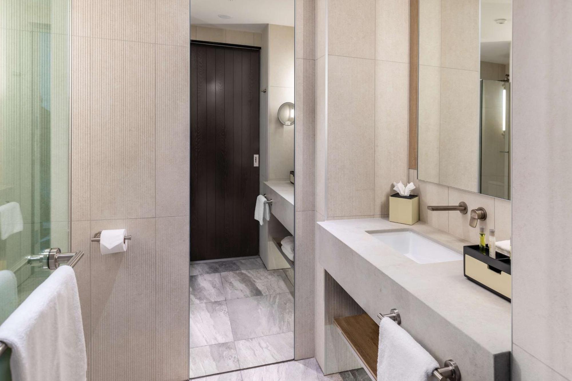 Doubletree By Hilton Karaka Auckland