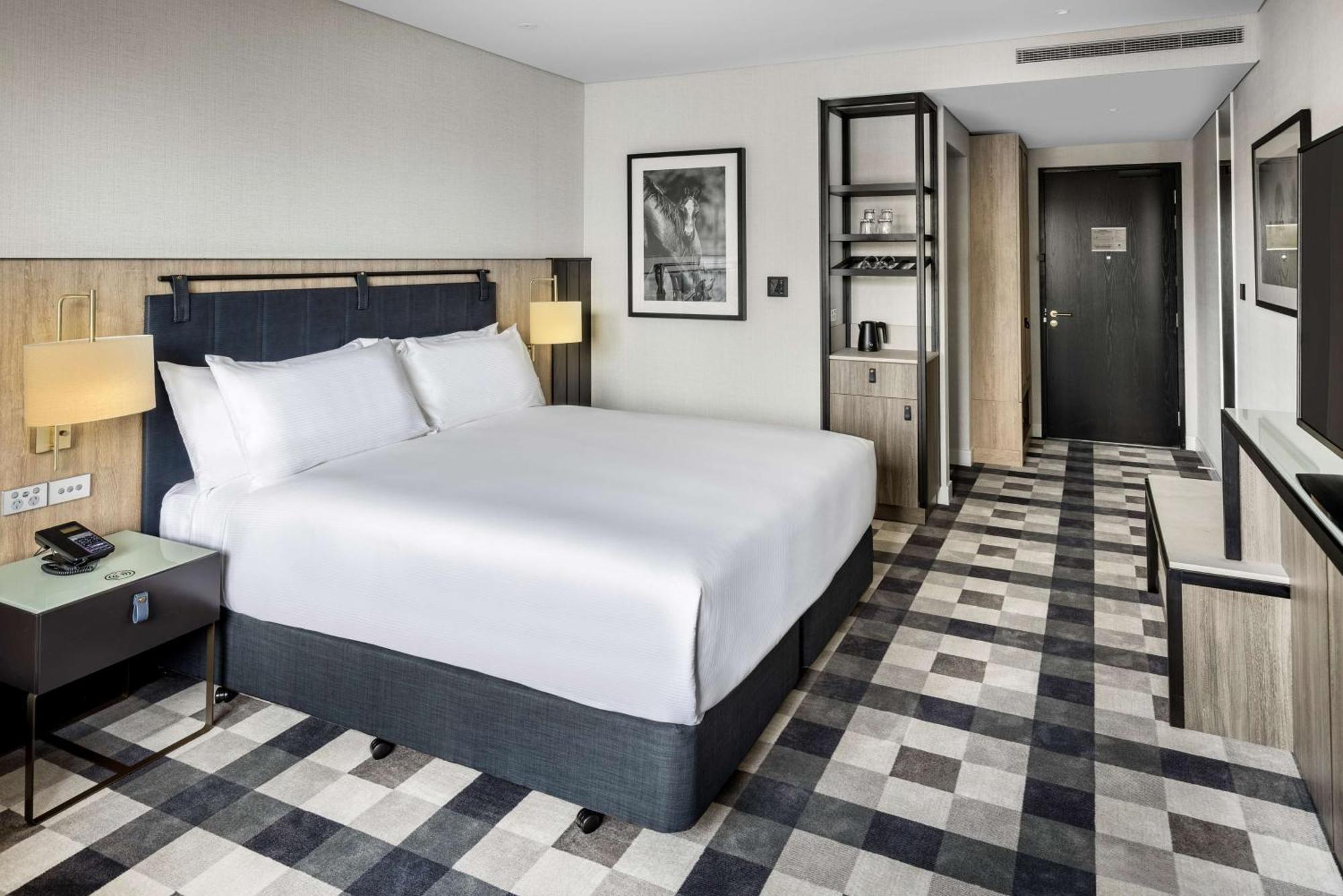 Doubletree By Hilton Karaka