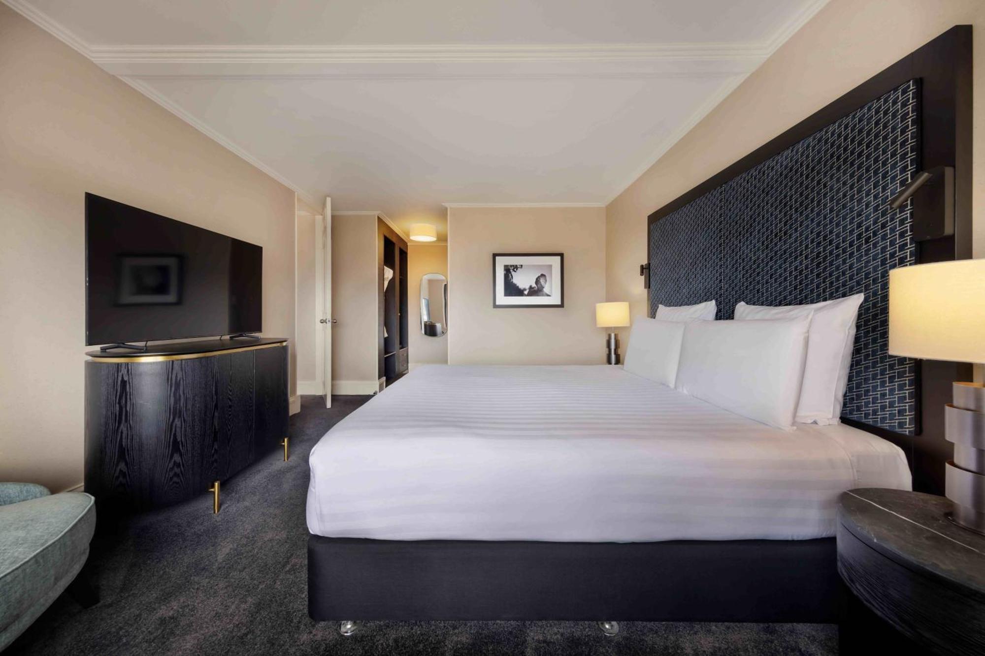 Pullman & 5* Auckland