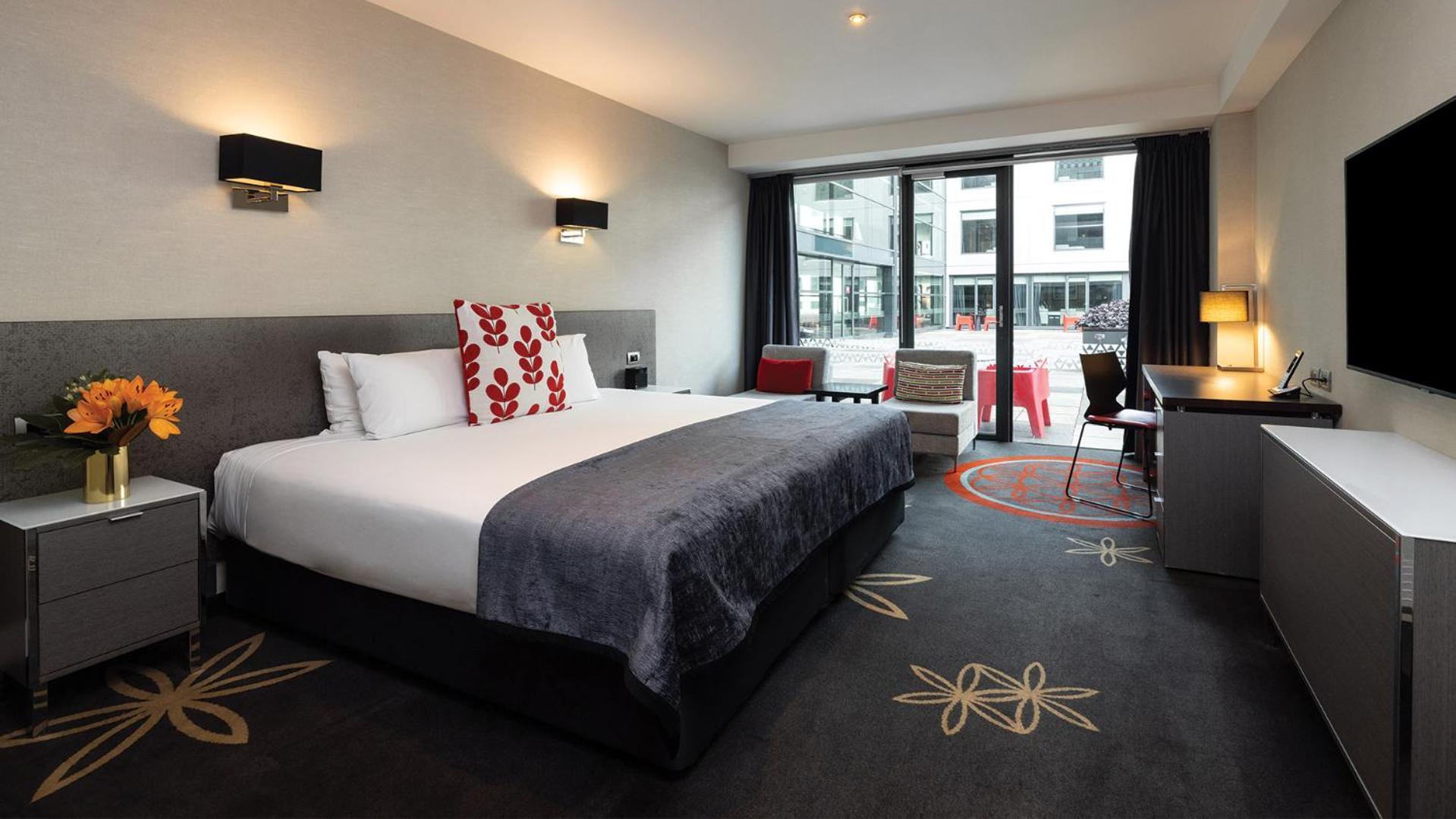 Skycity Hotel 4*