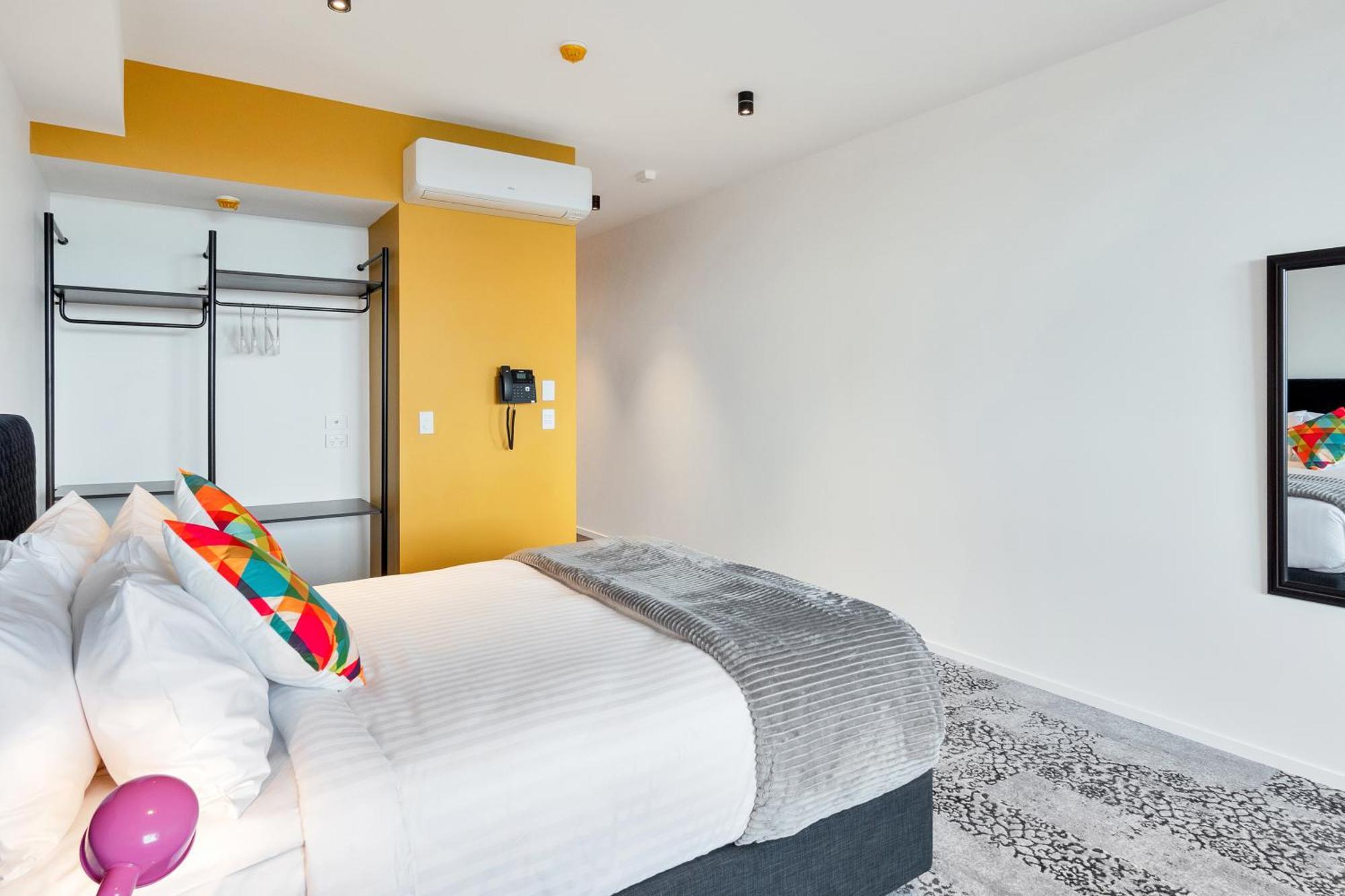 Roomie Hotel Auckland