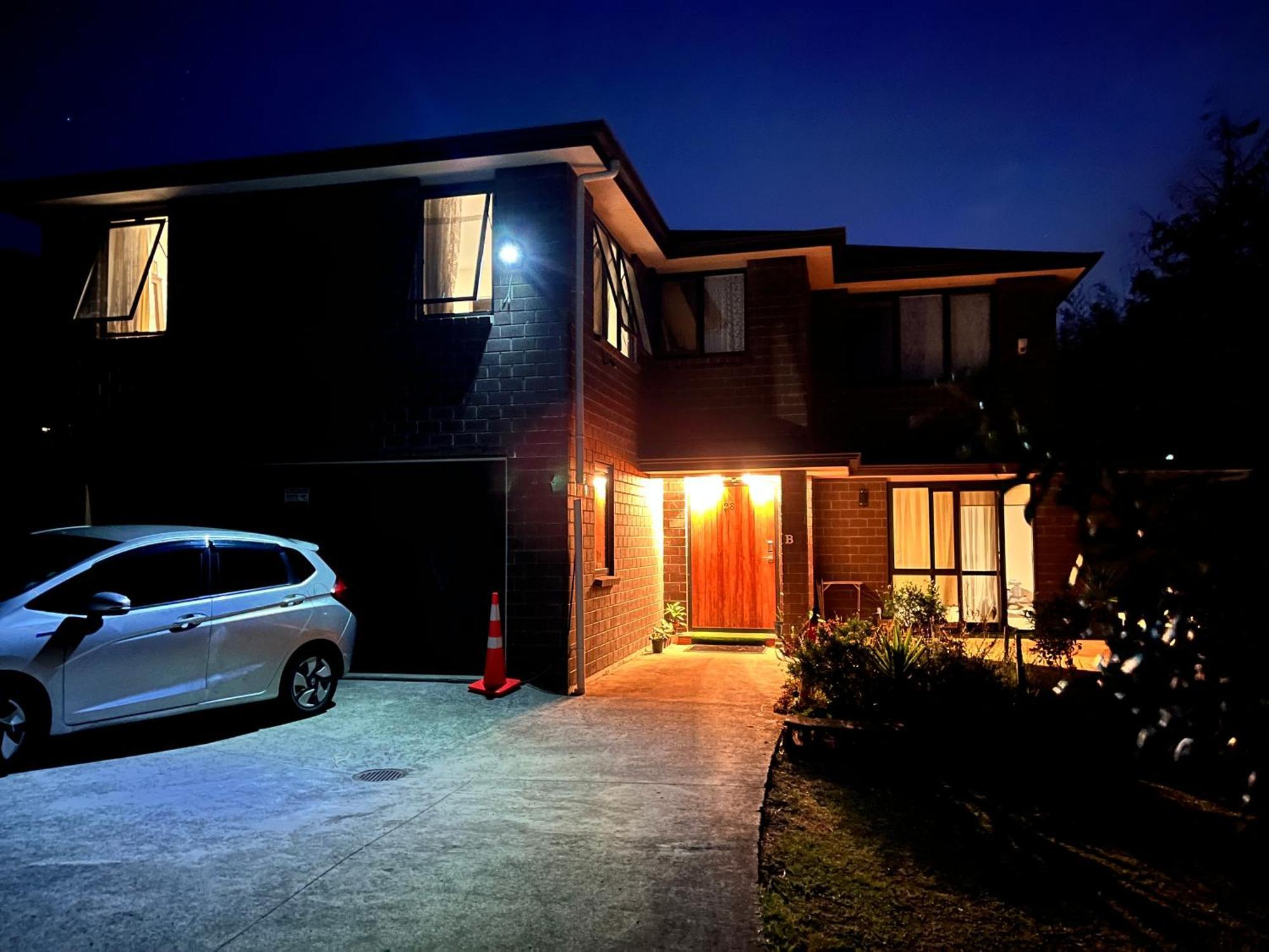 Homestay Perfect With Office Setup -room 101 *