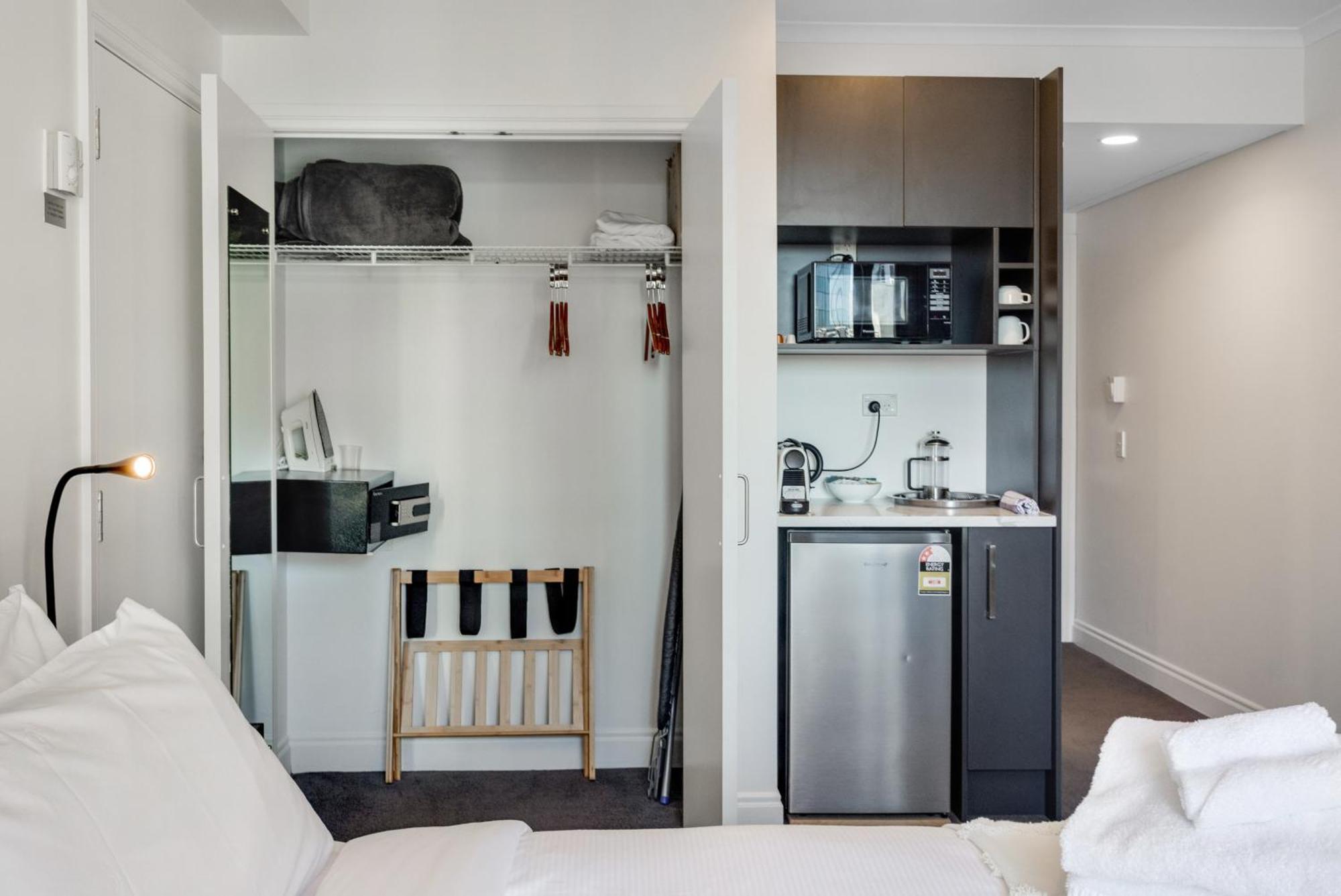 Metropolitian With Cityscape, Pool And Gym Apartment *