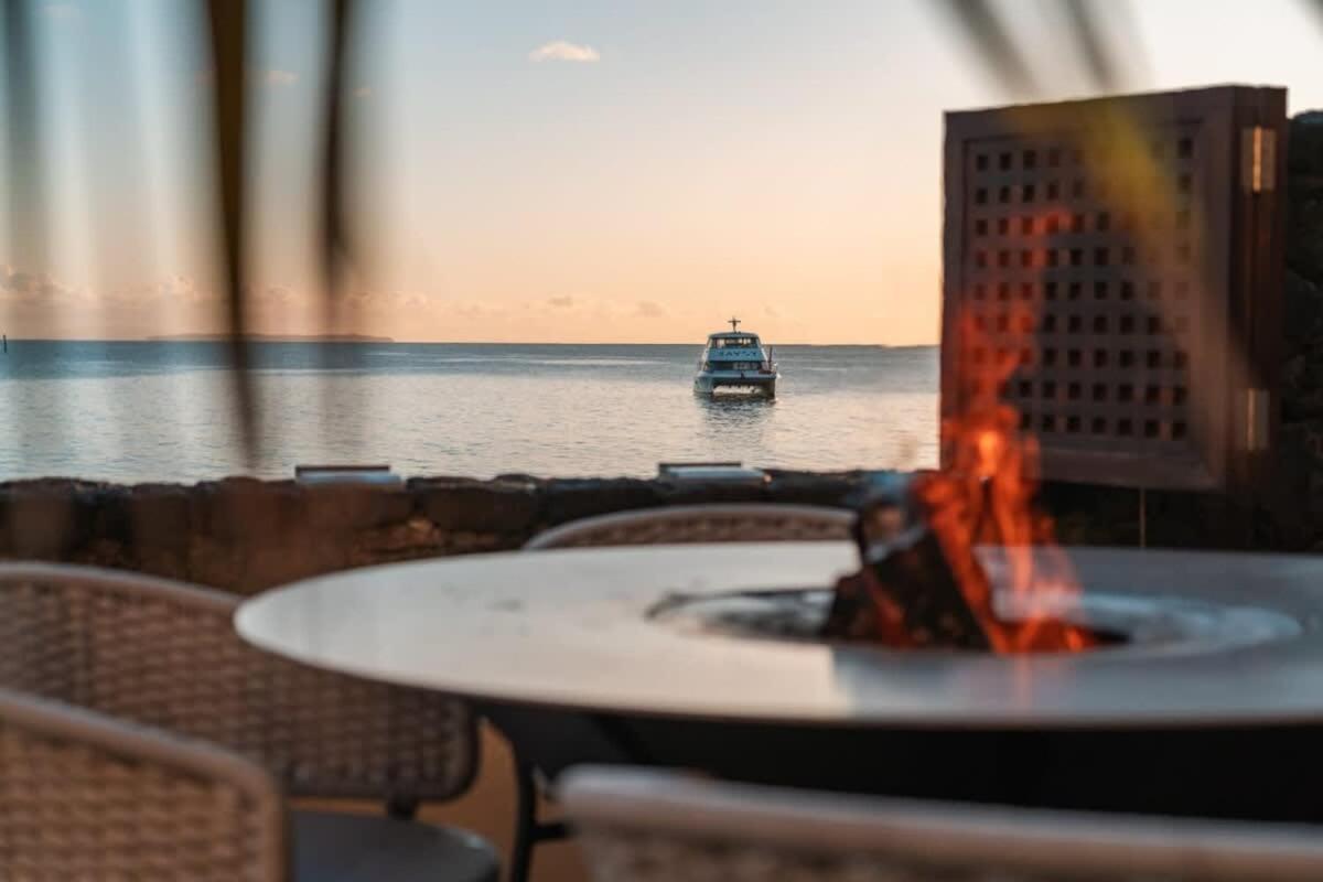 Takapuna Beachfront W Stunning Views