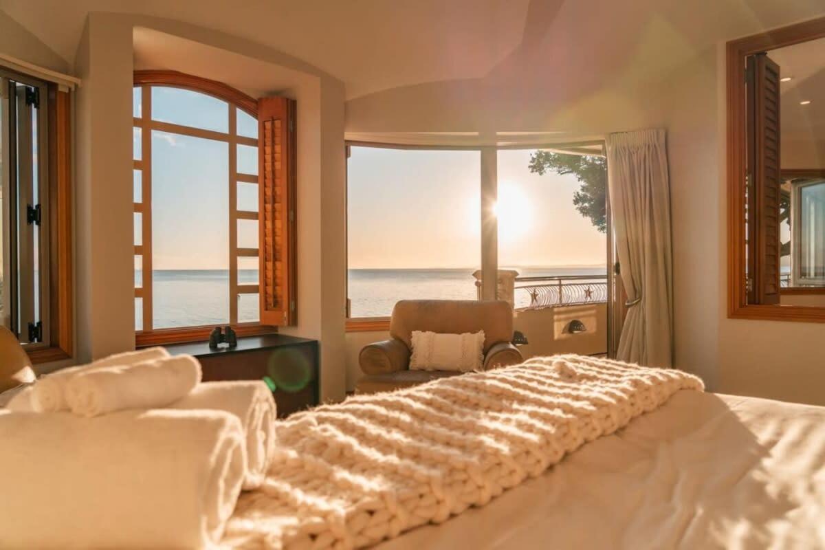 Takapuna Beachfront W Stunning Views *