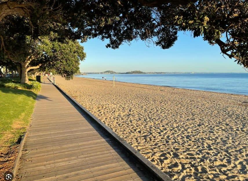 Escape To Kohi - Your Beachside Haven * Auckland