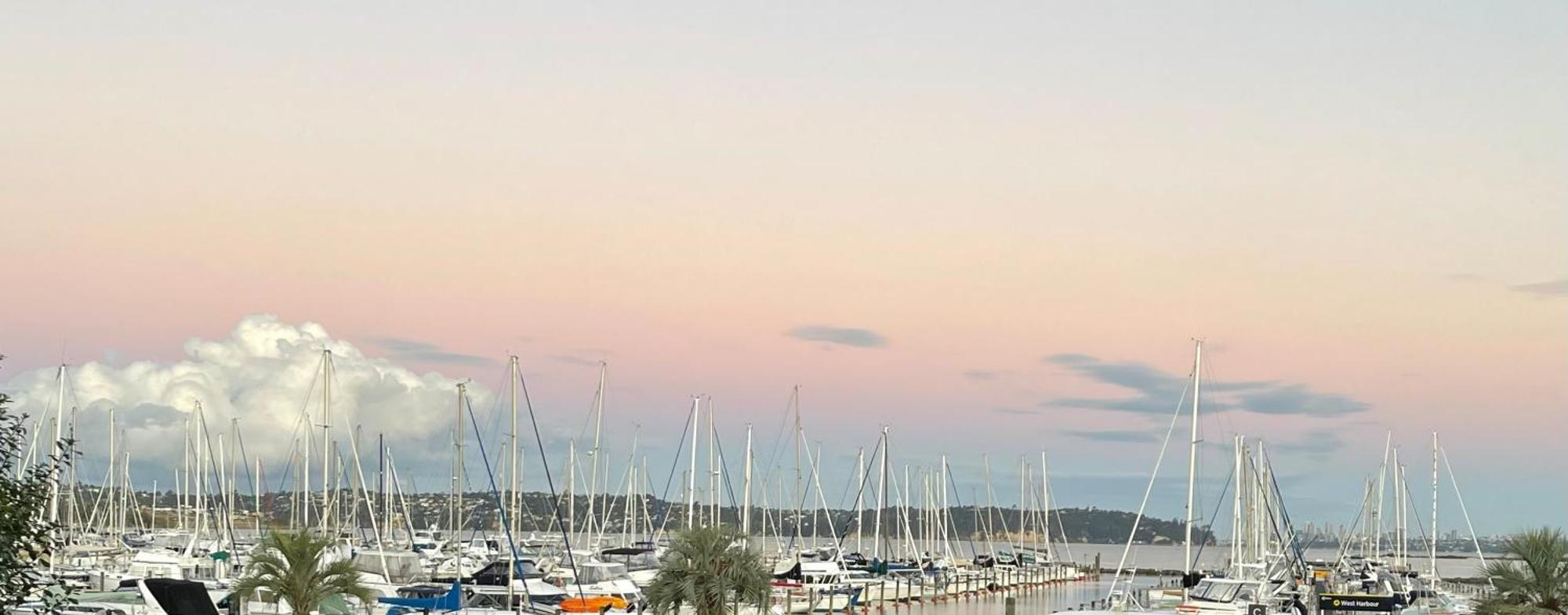 Marinaview With Private Bathroom Homestay *