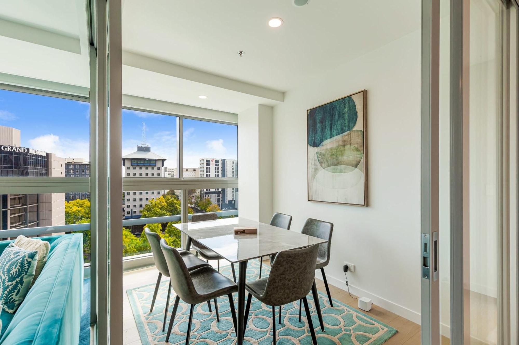 Apartment Brand New Luxe 3-bed In Aotea Square *