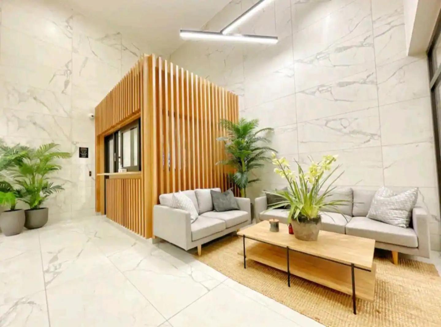 Apartment Rare Park View Gem Auckland