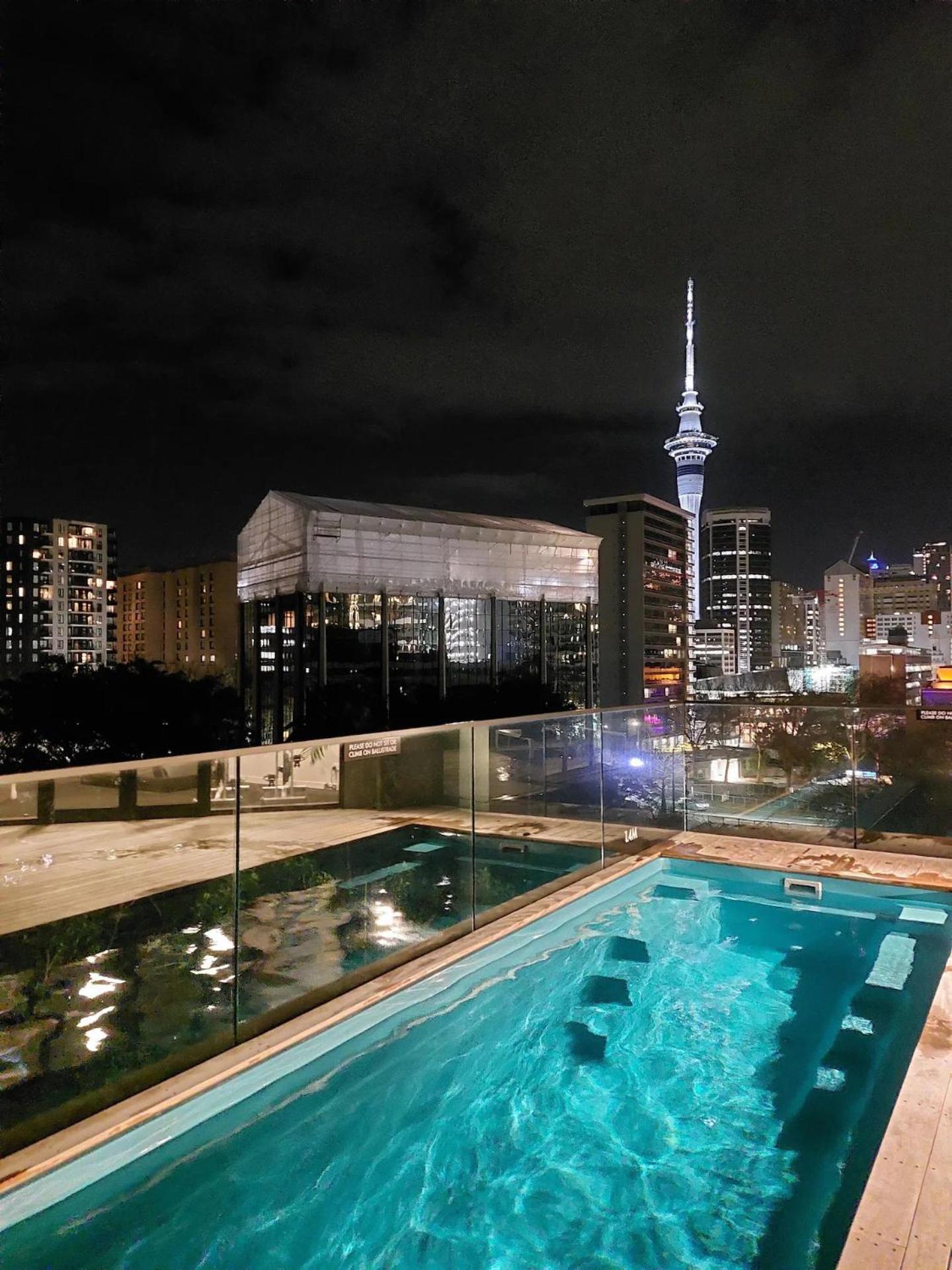 Apartment Rare Park View Gem *