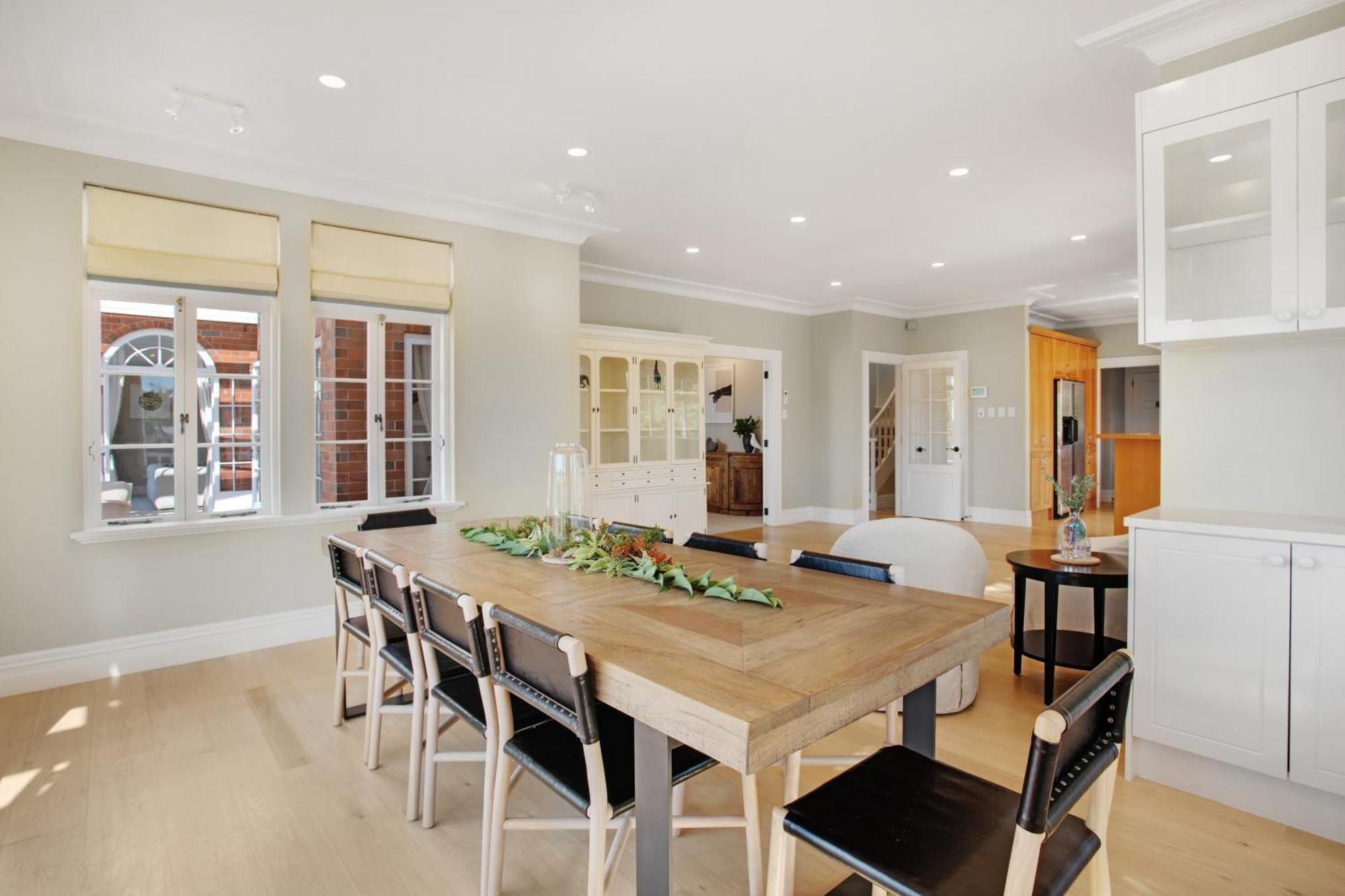 Grande Vista 5br Manor With Pool & Mt Eden Views Holiday home