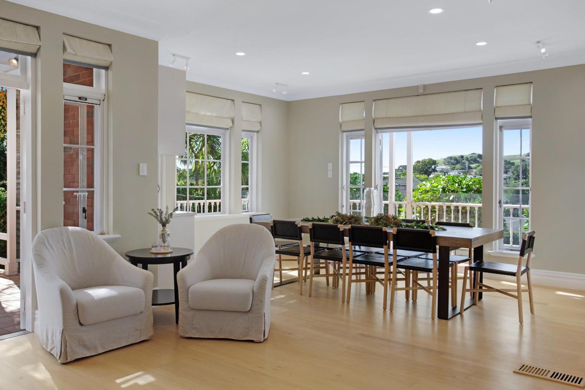 Grande Vista 5br Manor With Pool & Mt Eden Views Holiday home Auckland