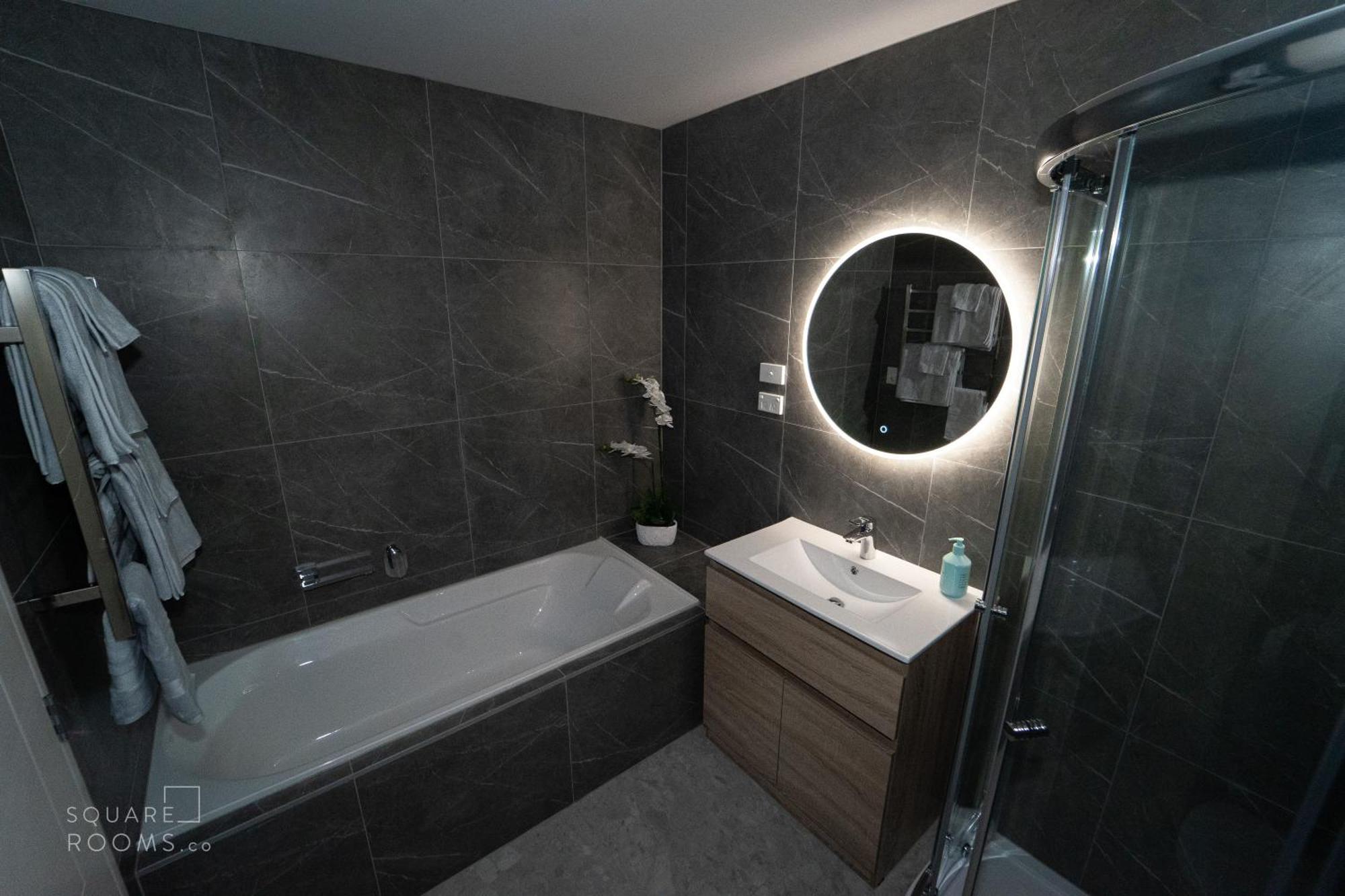 Holiday home Modern Howick Town House Fibre Wifi Netflix Auckland