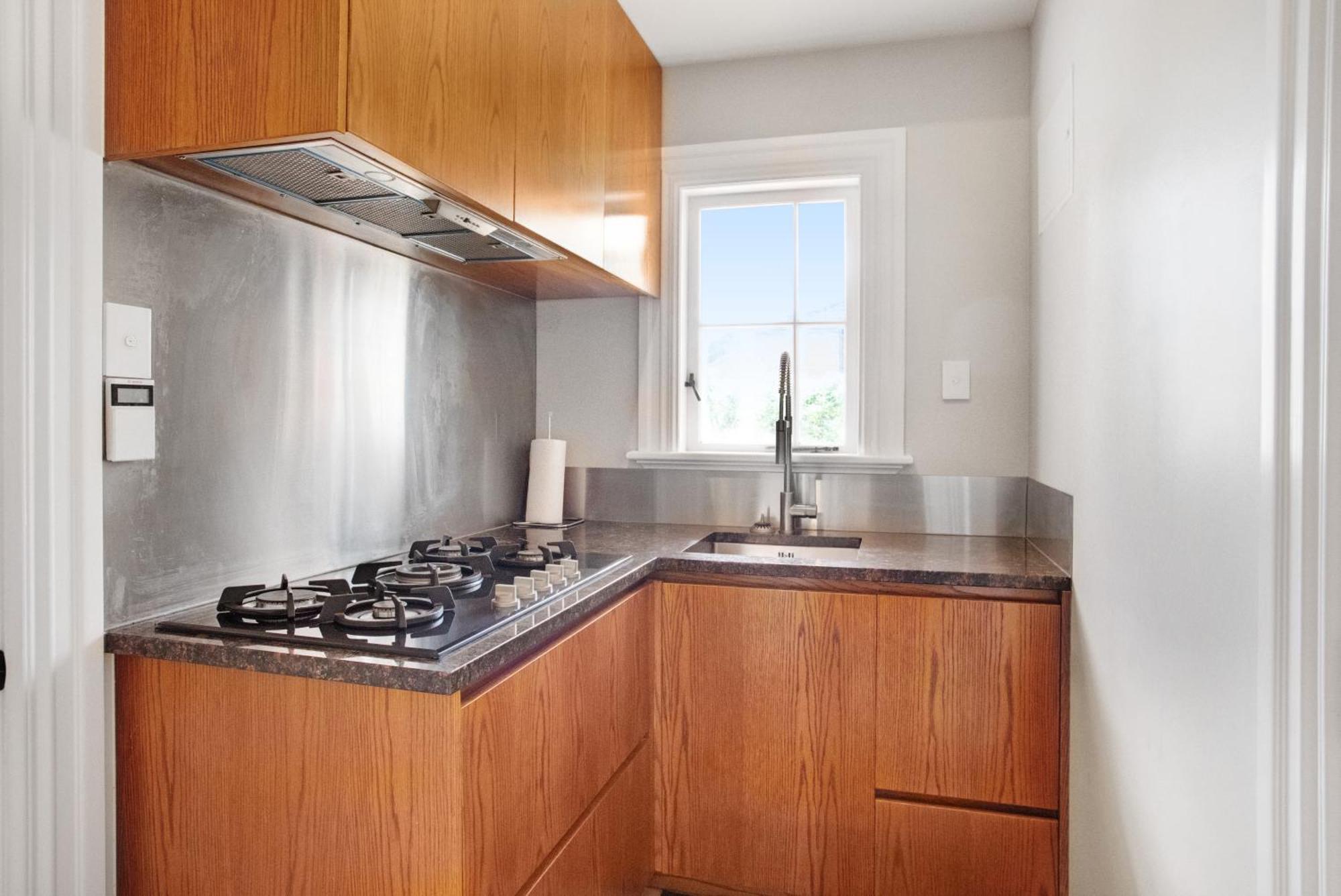 Grande Vista 5br Manor With Pool & Mt Eden Views