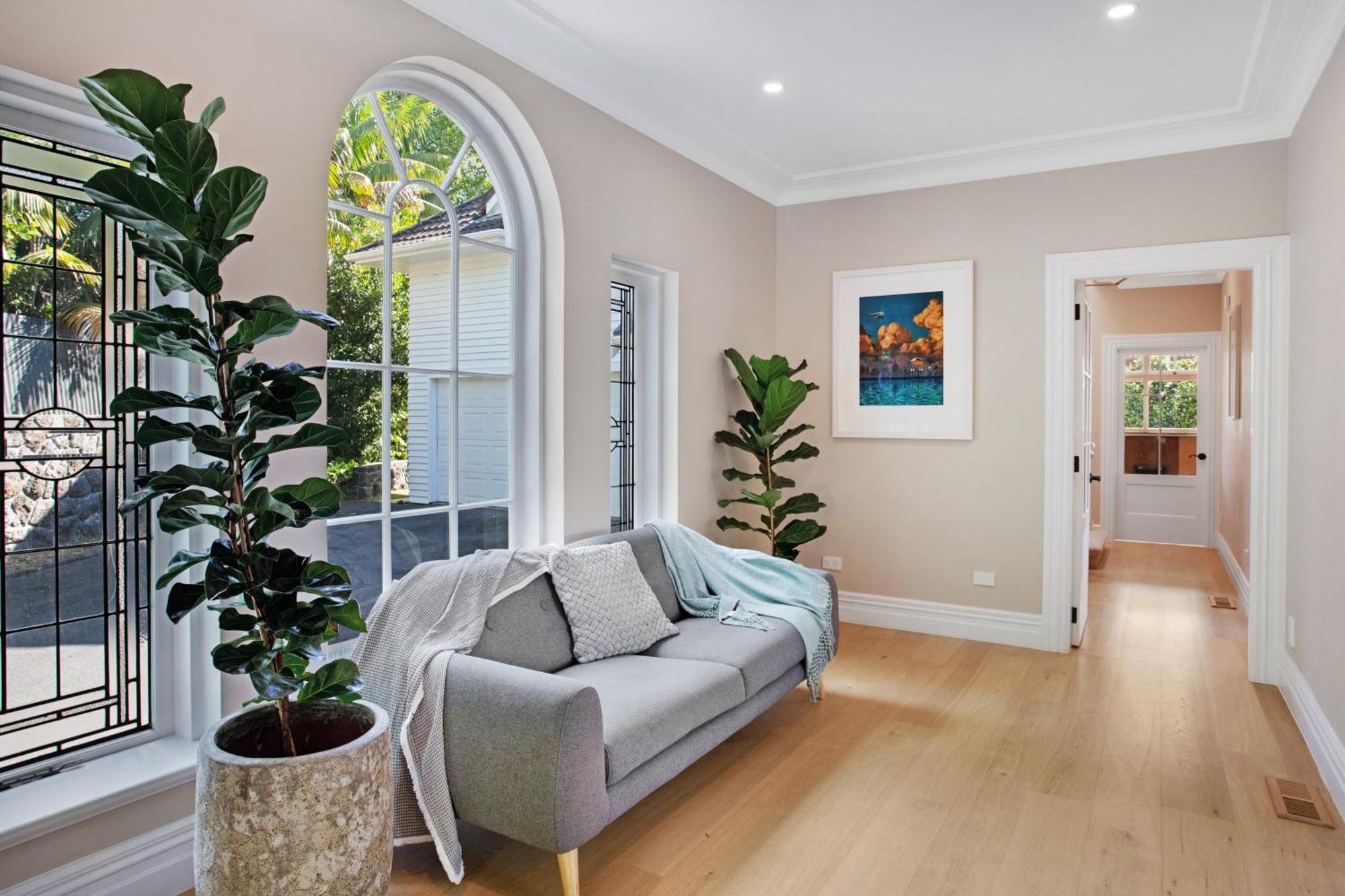 Grande Vista 5br Manor With Pool & Mt Eden Views Holiday home *