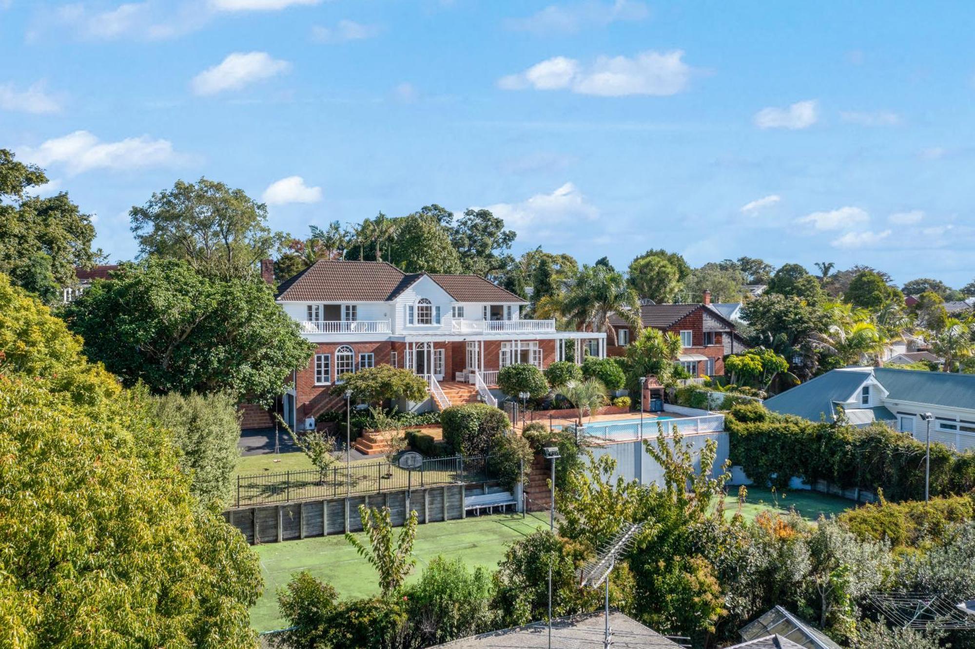 Holiday home Grande Vista 5br Manor With Pool & Mt Eden Views Auckland