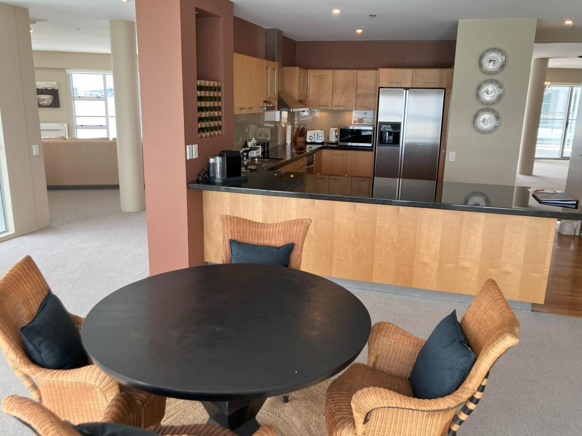 Unsurpassed View Superb 3 Bedrm Apmt Apartment Auckland