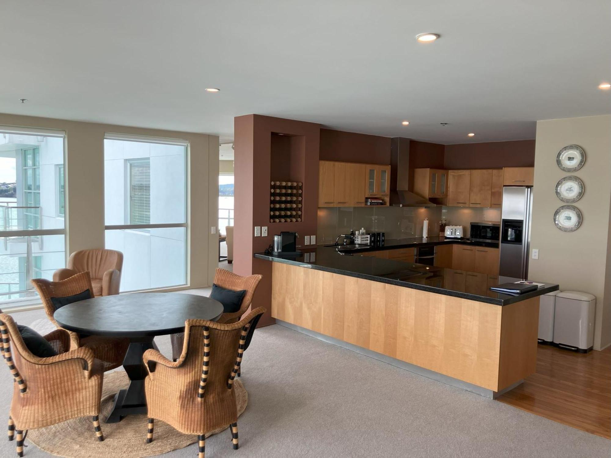 Unsurpassed View Superb 3 Bedrm Apmt Apartment Auckland