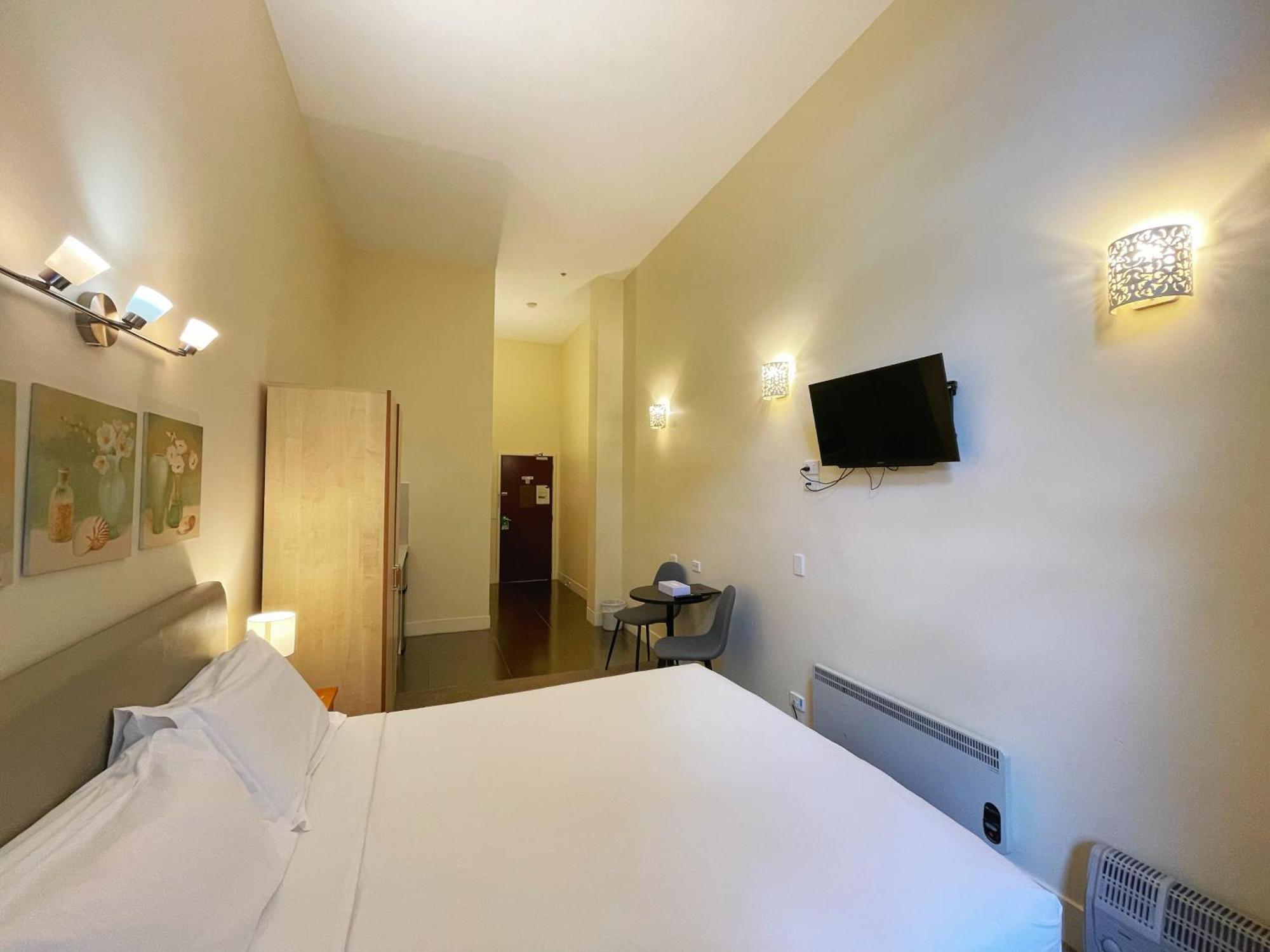 Grand Serviced Hotel 4*
