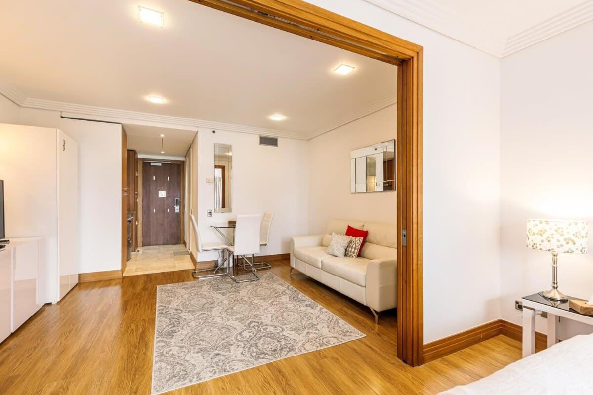 Apartment Prime Location And Views Auckland