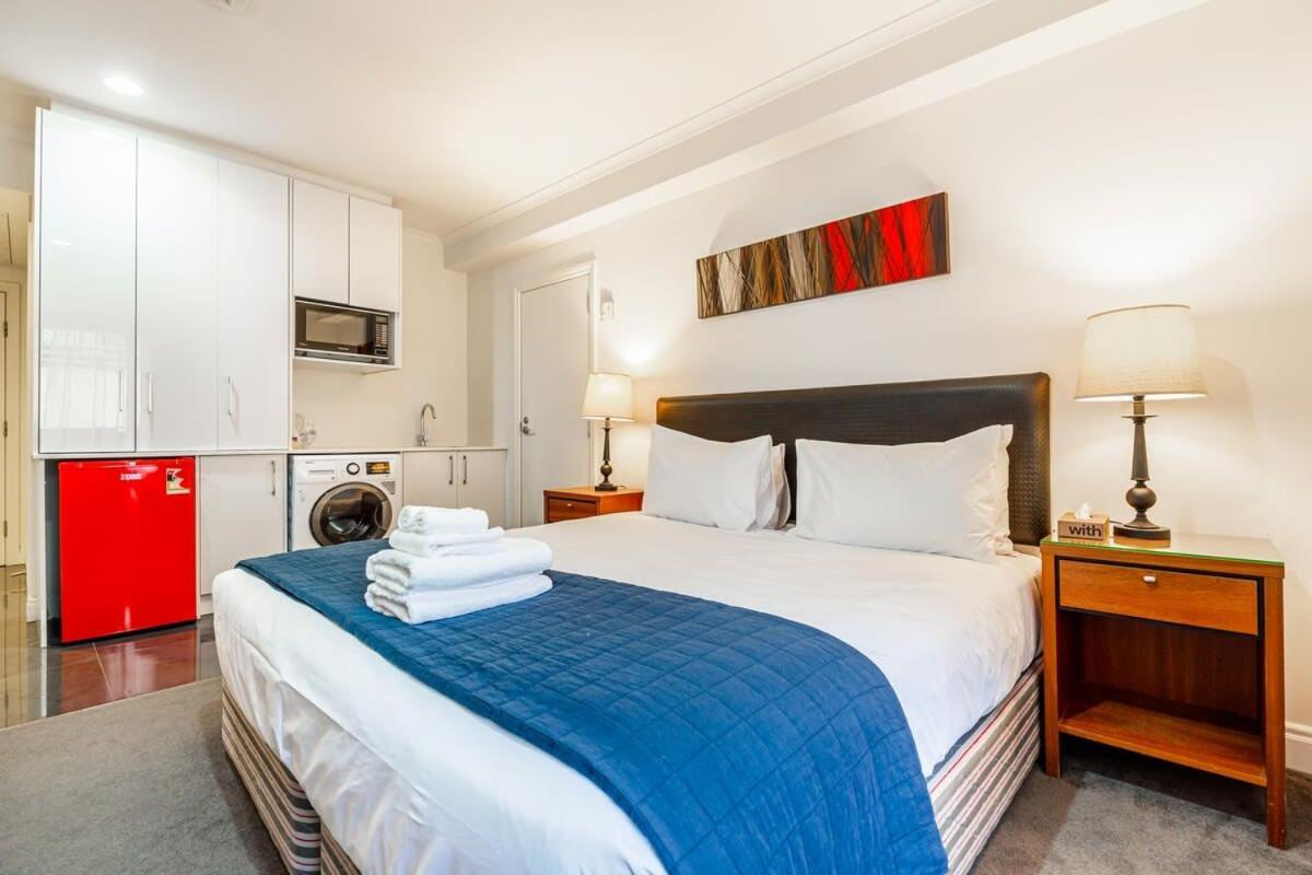Cosy On Queen Street Inn Auckland