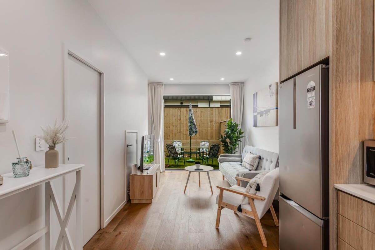 Fresh & Sleek Grey Lynn Unit With Private Patio Apartamento *