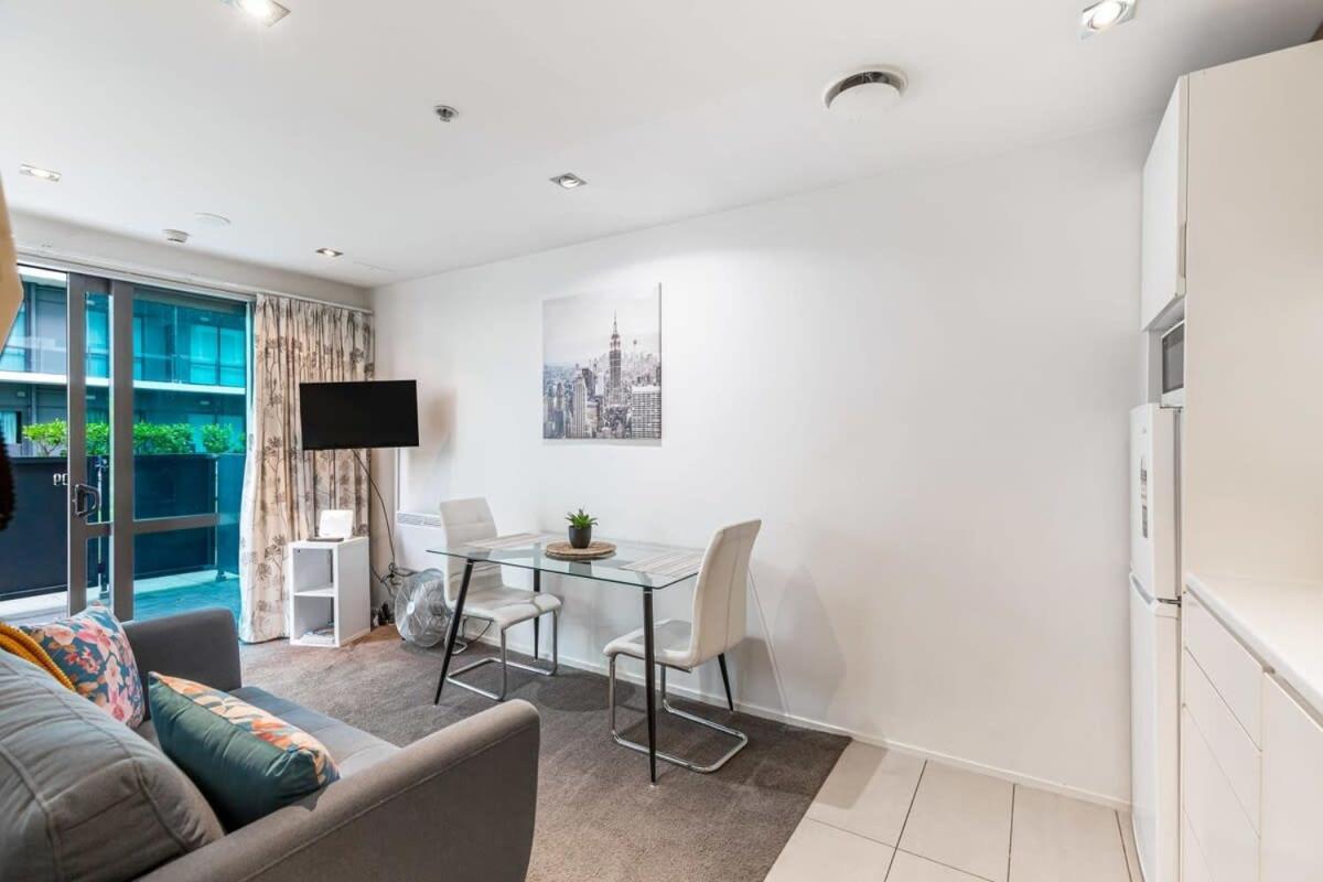 1br With Patio Close To Spark Arena Apartment Auckland