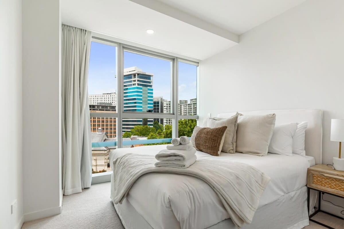 Apartment Urban Escape: Prime Location *