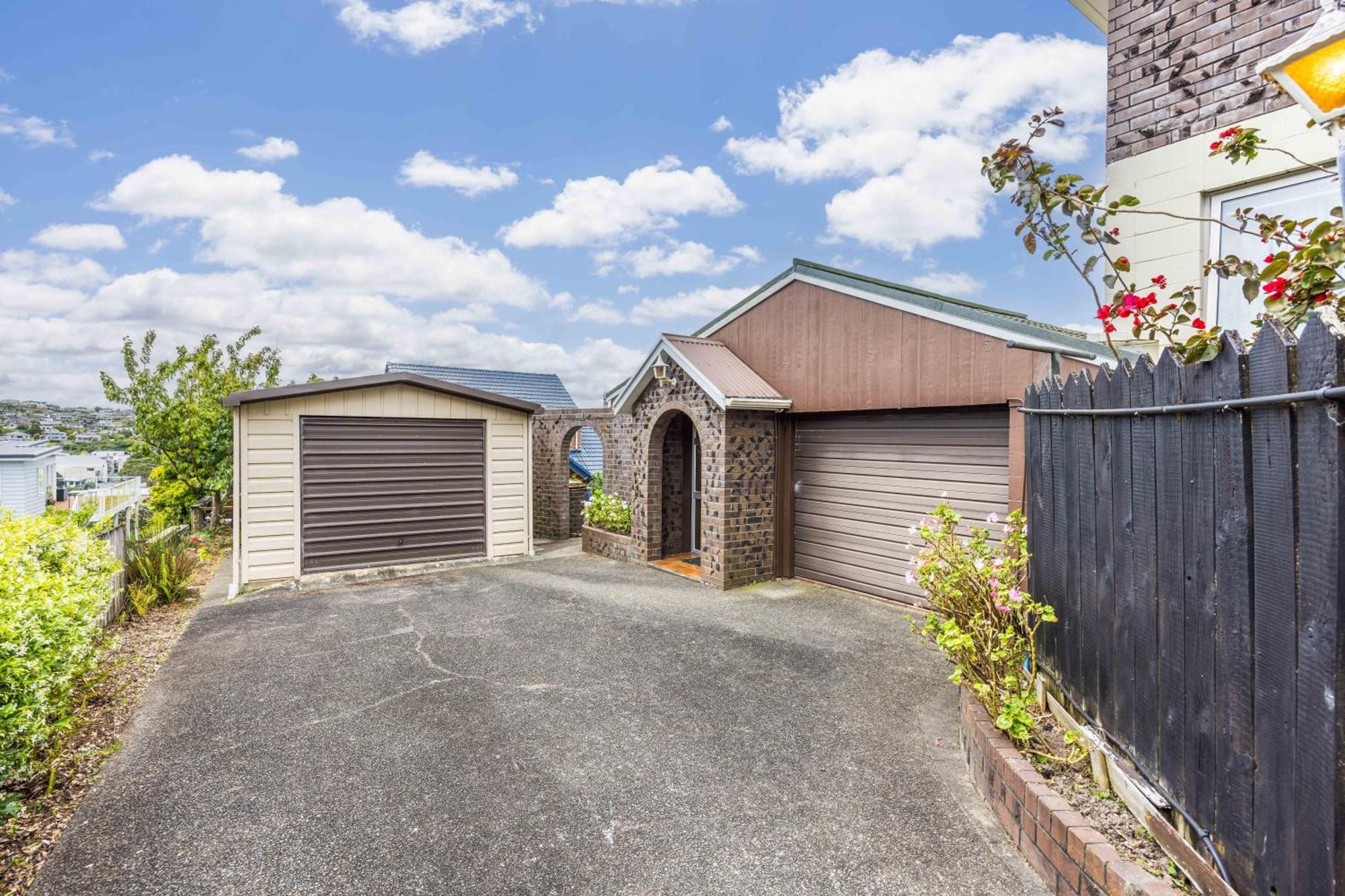 Holiday home The Hidden Clifftop Gem - Ocean View & Life Auckland