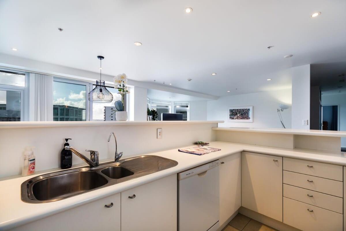 Apartment Stunning Three Bedroom Near Sky Tower *