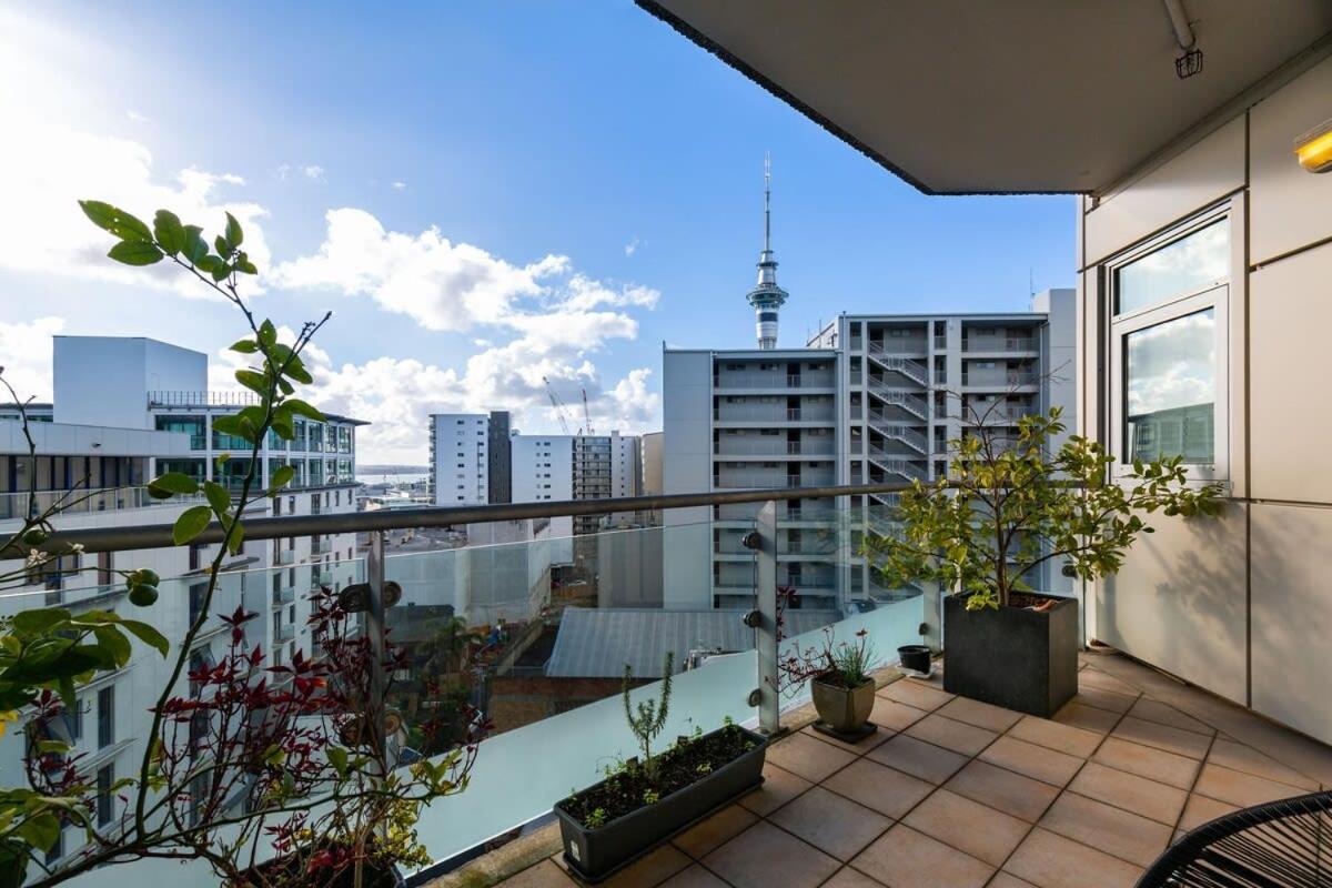 Apartment Stunning Three Bedroom Near Sky Tower *