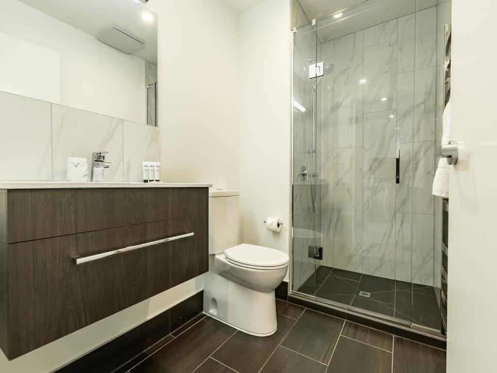 Beautiful Two Bedroom Next To Myers Park * Auckland