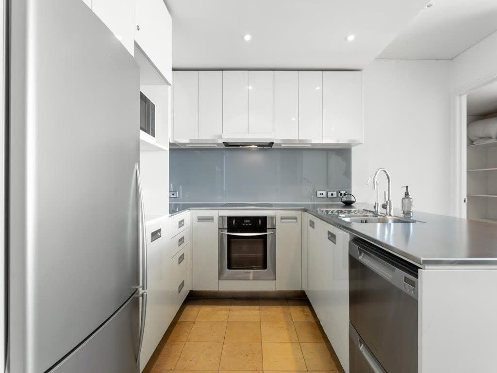 Gorgeous 2 Bedroom - Wynyard Quarter! Free Parking