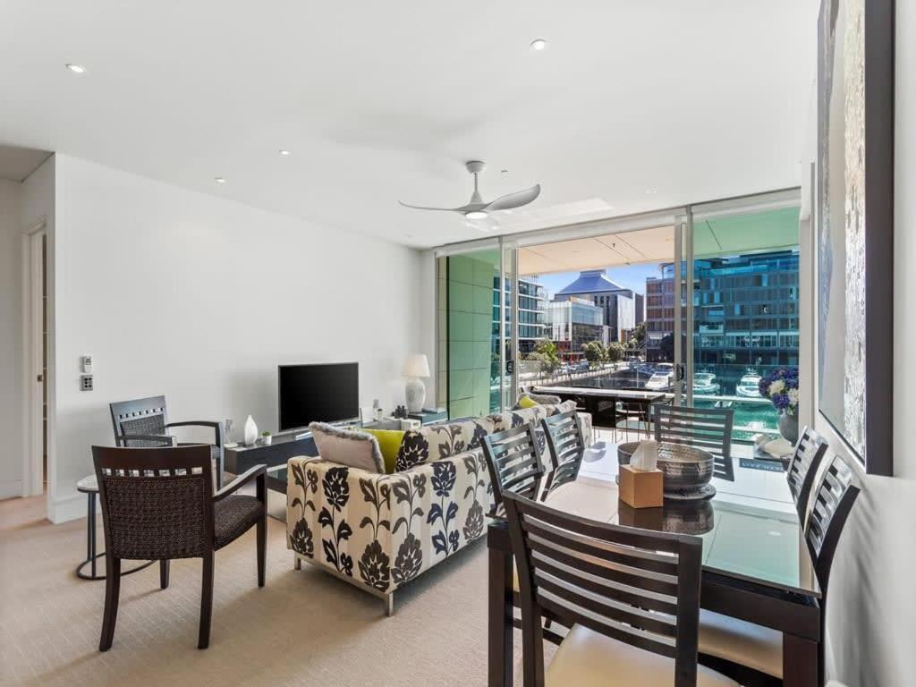 Gorgeous 2 Bedroom - Wynyard Quarter! Free Parking Apartamento *