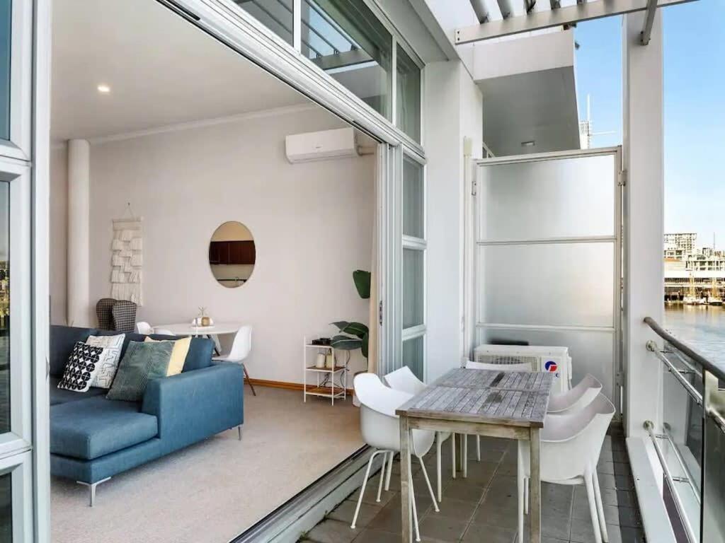 Apartment Relaxing Sea Wharf View Auckland